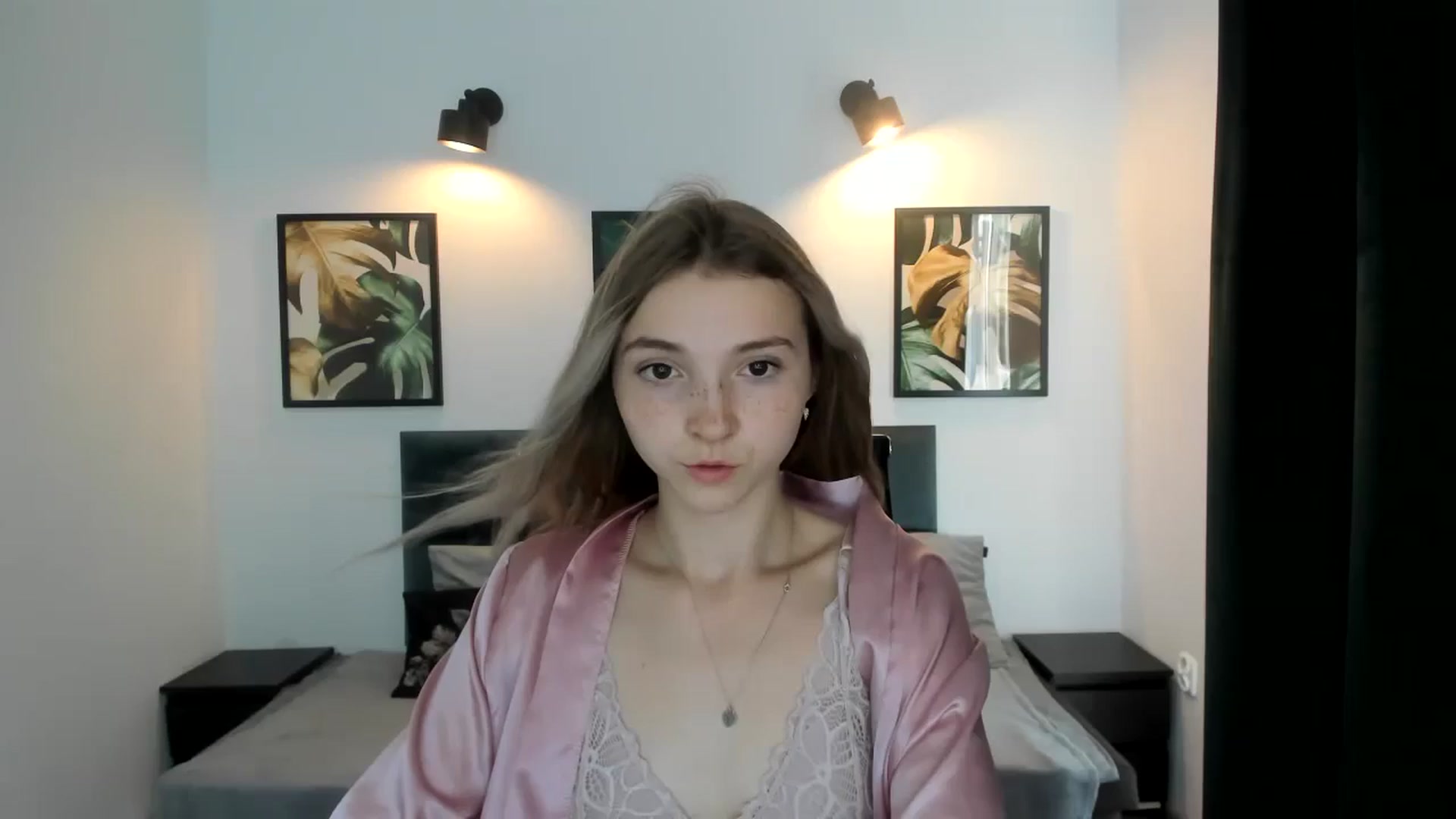 Gallery image thumbnail from Daisyy's myfreecams stream on, 08/26/2024, 17:03 image 1 of 20