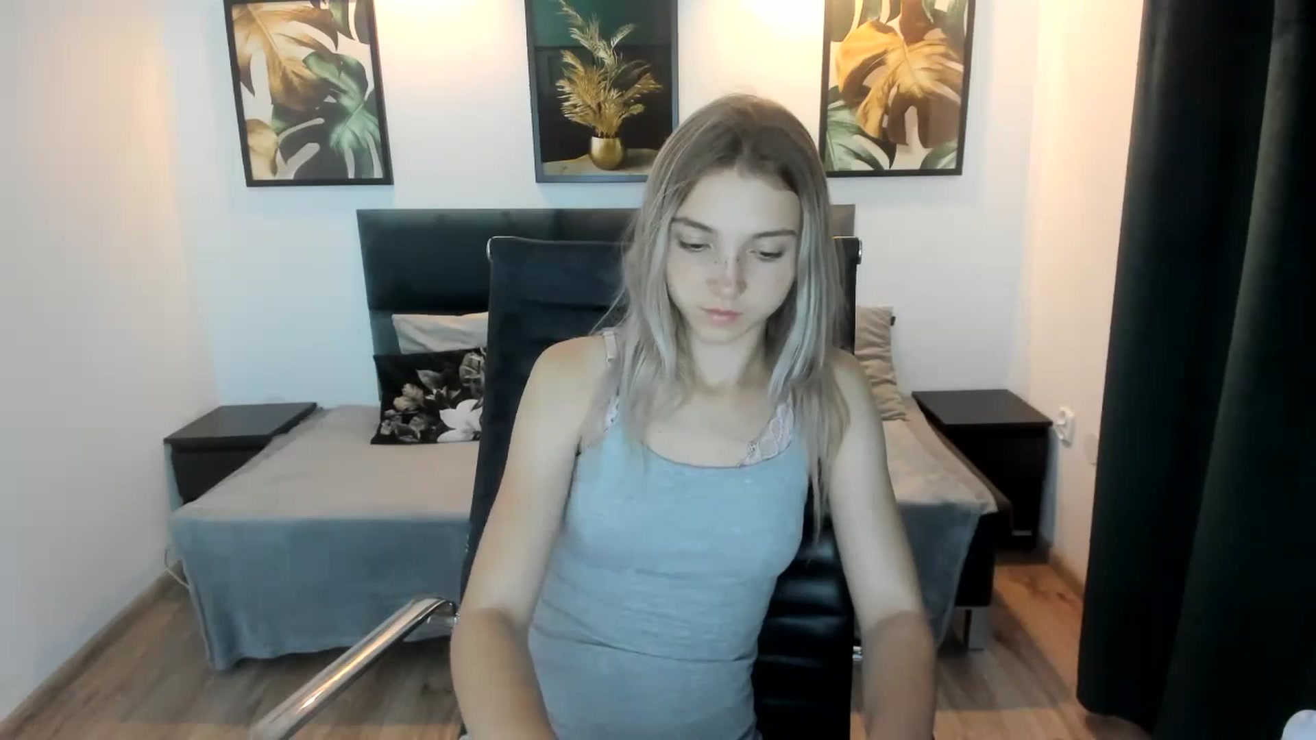 Gallery image thumbnail from Daisyy's myfreecams stream on, 08/26/2024, 18:34 image 20 of 20