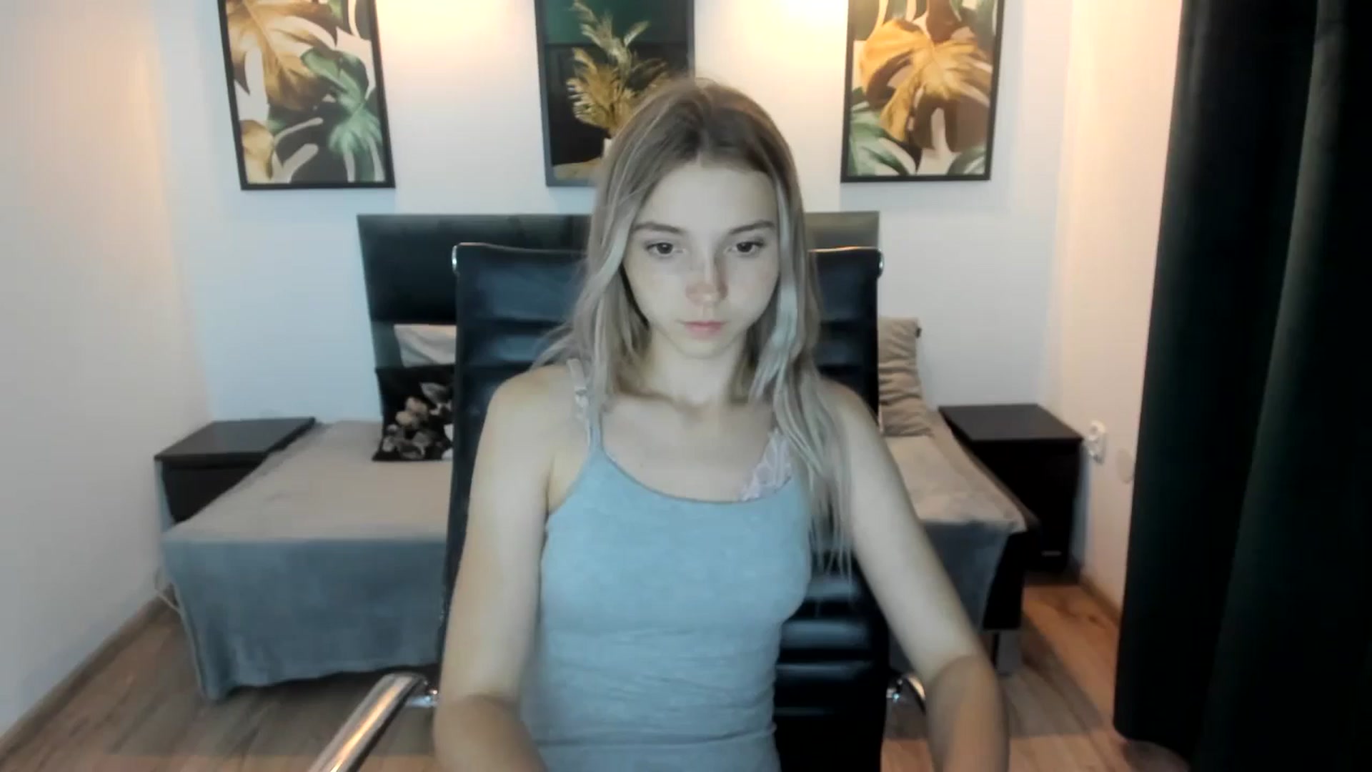 Gallery image thumbnail from Daisyy's myfreecams stream on, 08/26/2024, 18:34 image 4 of 20