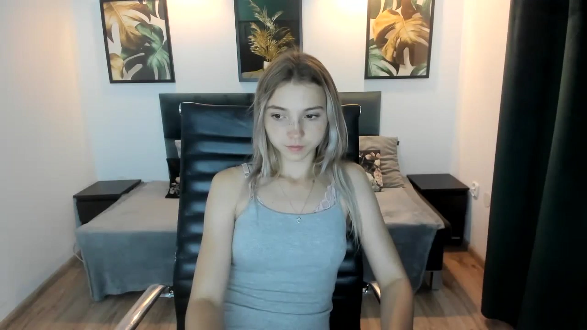 Gallery image thumbnail from Daisyy's myfreecams stream on, 08/26/2024, 19:32 image 8 of 20