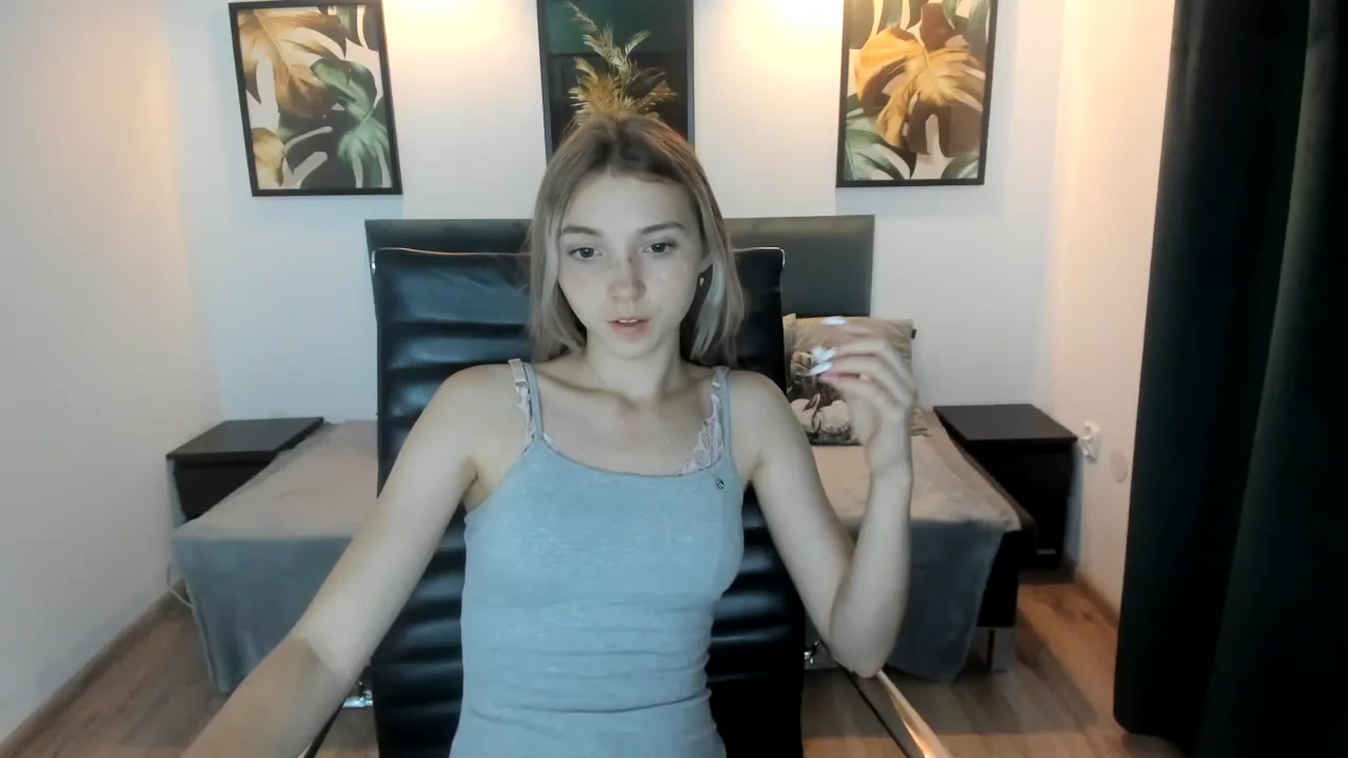Gallery image thumbnail from Daisyy's myfreecams stream on, 08/26/2024, 19:32 image 19 of 20