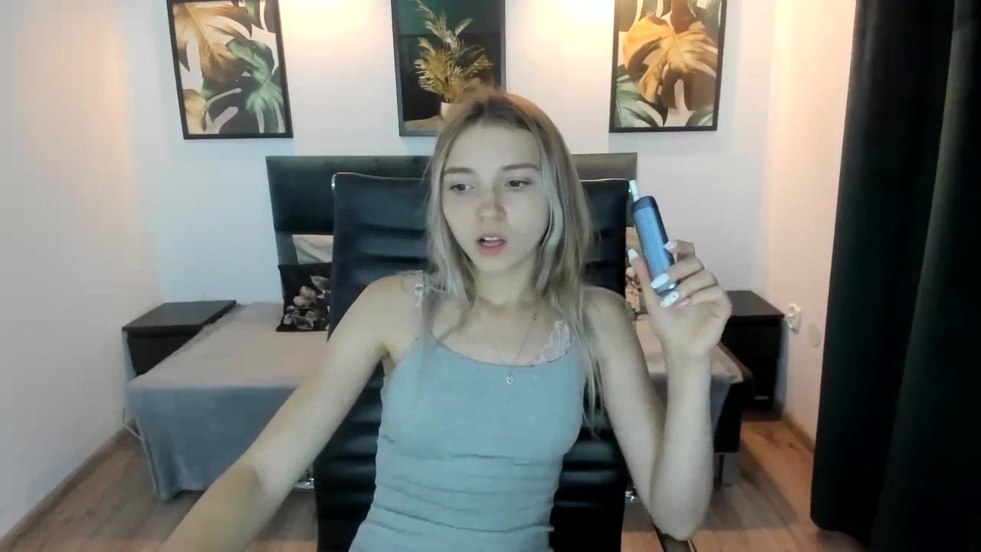 Gallery image thumbnail from Daisyy's myfreecams stream on, 08/26/2024, 19:32 image 11 of 20
