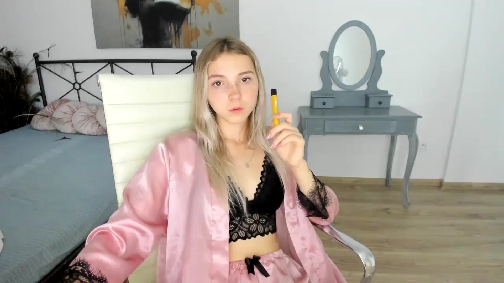Gallery image thumbnail from Daisyy's myfreecams stream on, 08/28/2024, 18:51 image 3 of 20