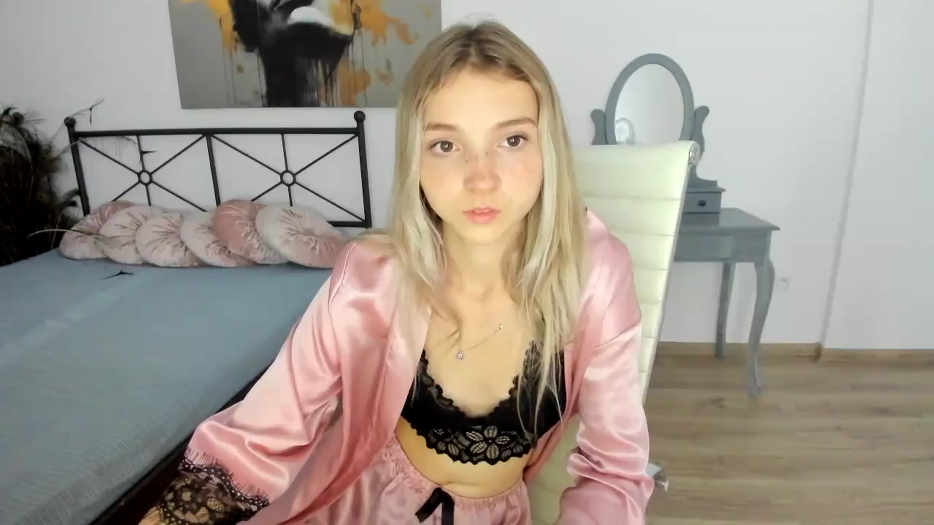 Gallery image thumbnail from Daisyy's myfreecams stream on, 08/28/2024, 21:39 image 11 of 20