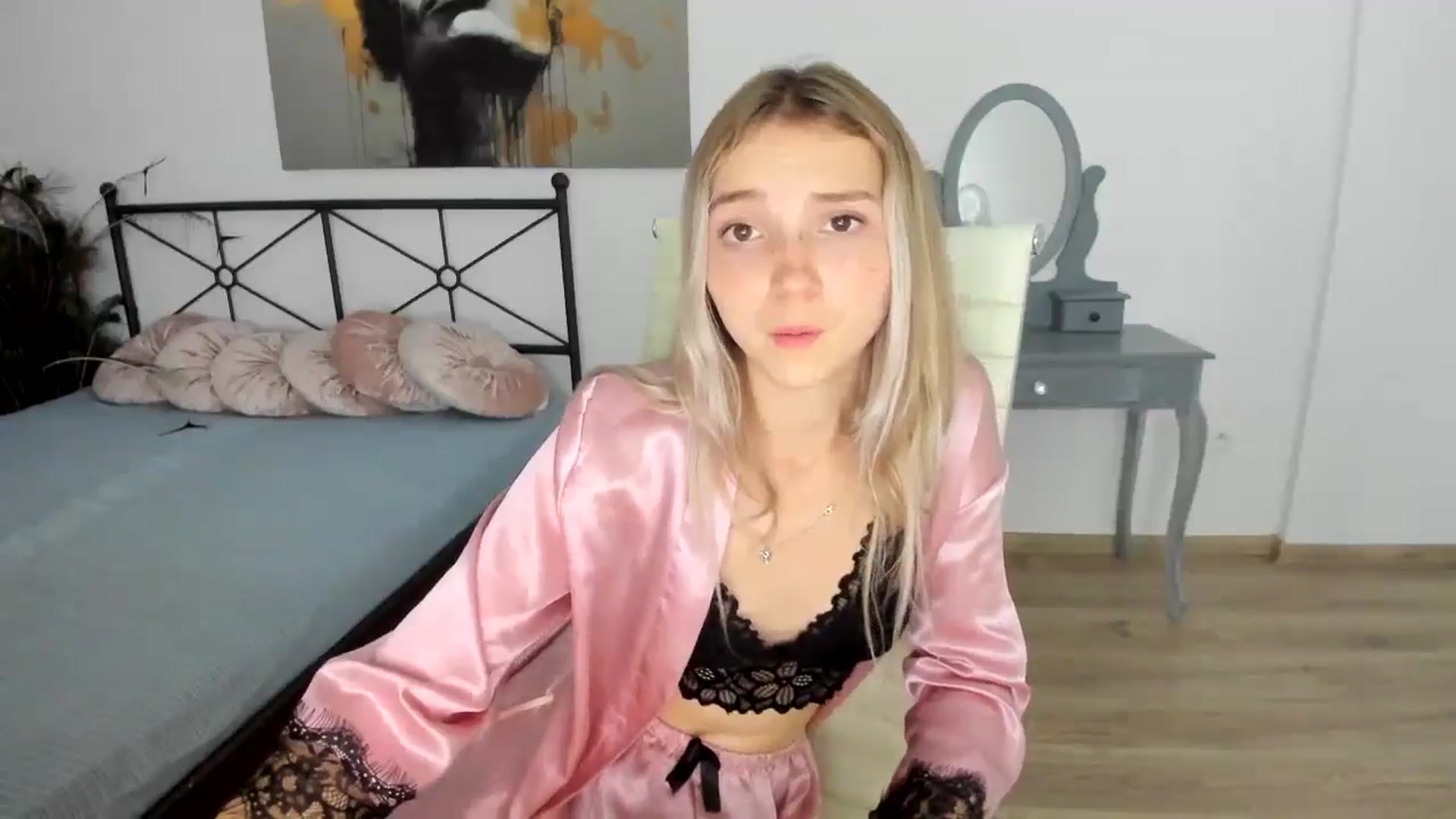 Gallery image thumbnail from Daisyy's myfreecams stream on, 08/28/2024, 21:39 image 9 of 20