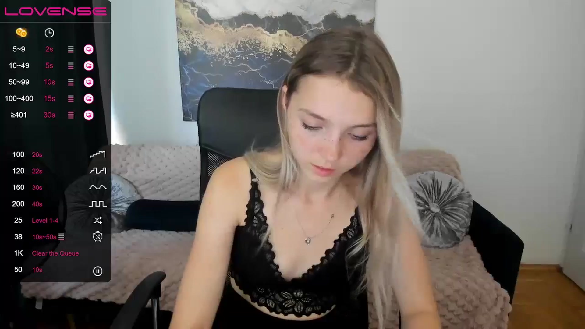 Gallery image thumbnail from Daisyy's myfreecams stream on, 08/30/2024, 15:25 image 16 of 20
