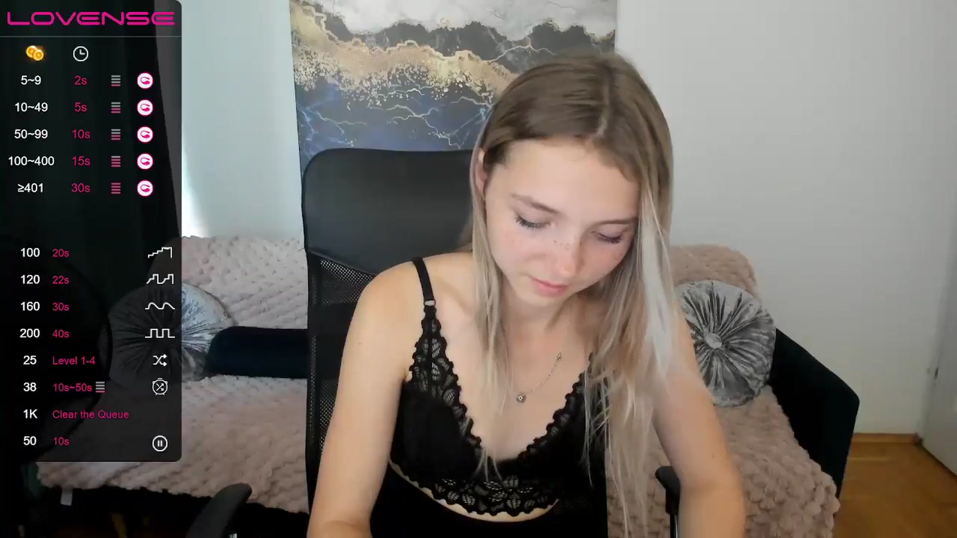 Gallery image thumbnail from Daisyy's myfreecams stream on, 08/30/2024, 15:25 image 19 of 20