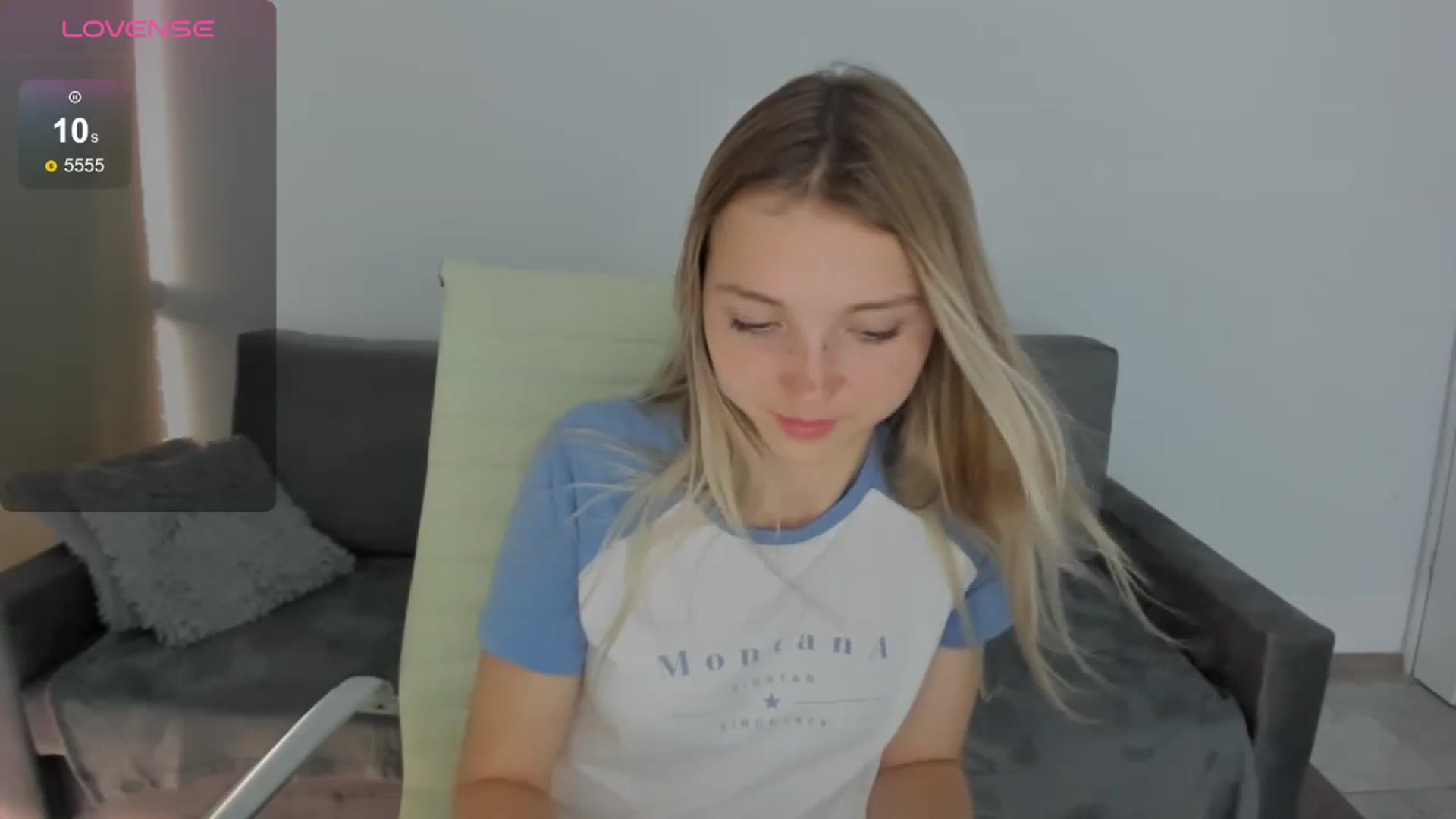 Gallery image thumbnail from Daisyy's myfreecams stream on, 08/30/2024, 17:19 image 14 of 20