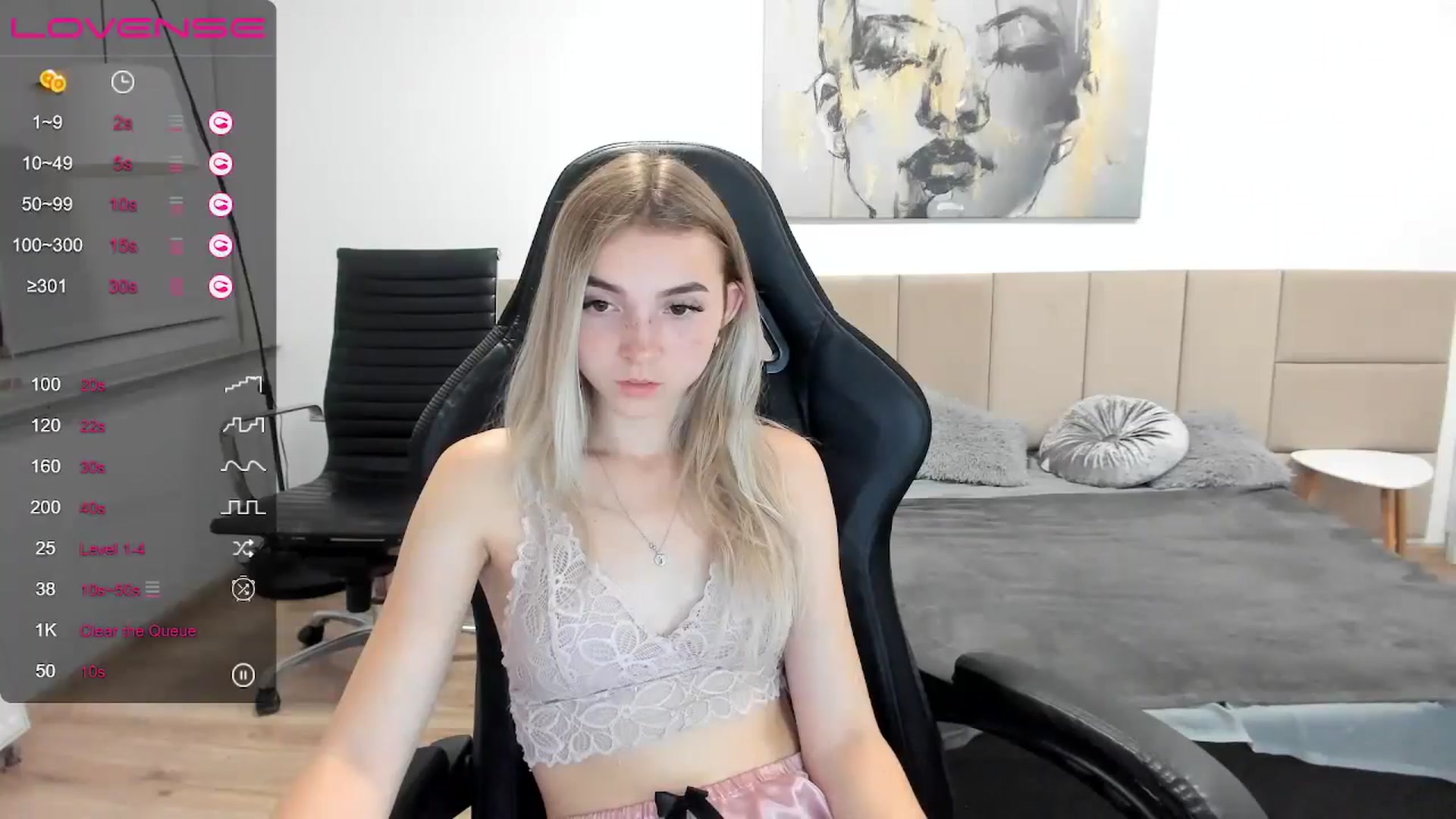 Gallery image thumbnail from Daisyy's myfreecams stream on, 08/31/2024, 21:21 image 17 of 20