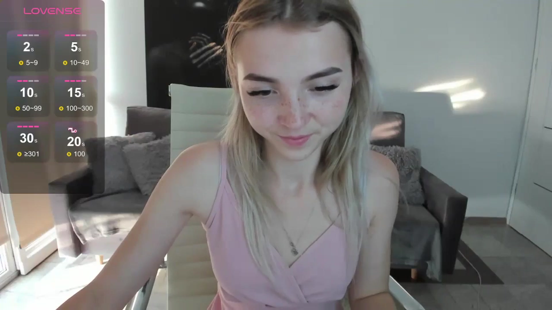 Gallery image thumbnail from Daisyy's myfreecams stream on, 09/01/2024, 16:15 image 2 of 20