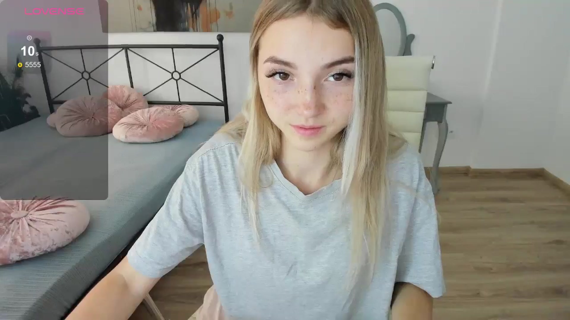Gallery image thumbnail from Daisyy's myfreecams stream on, 09/03/2024, 16:41 image 10 of 20
