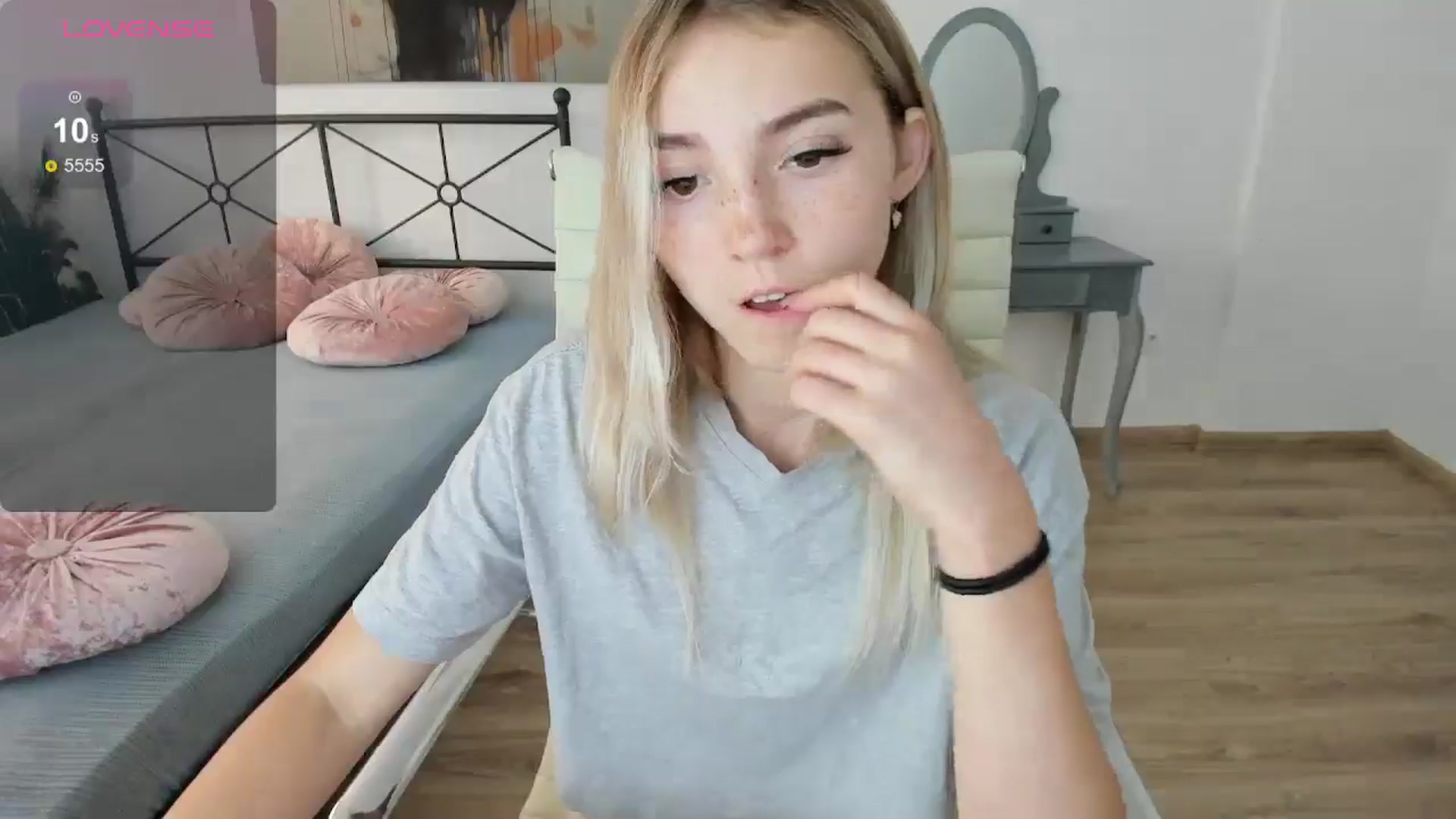 Gallery image thumbnail from Daisyy's myfreecams stream on, 09/03/2024, 16:41 image 19 of 20