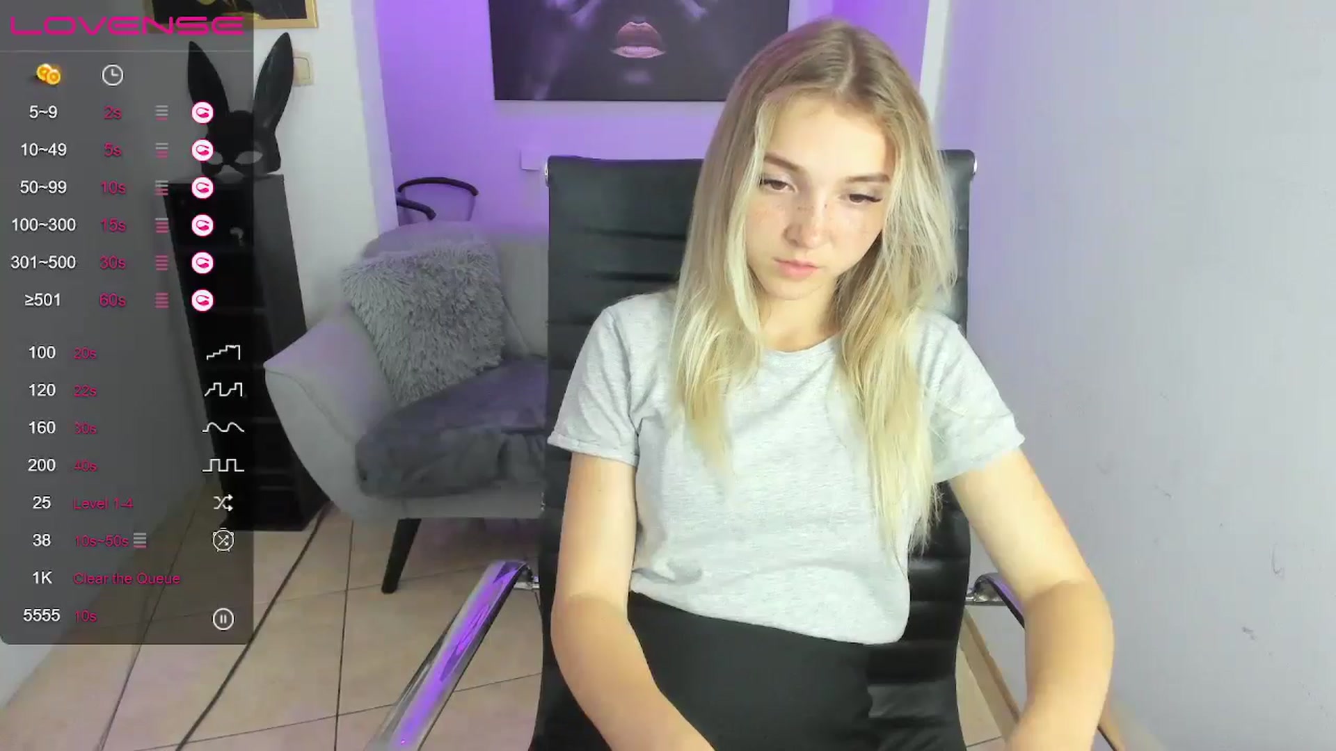 Gallery image thumbnail from Daisyy's myfreecams stream on, 09/04/2024, 18:02 image 18 of 20