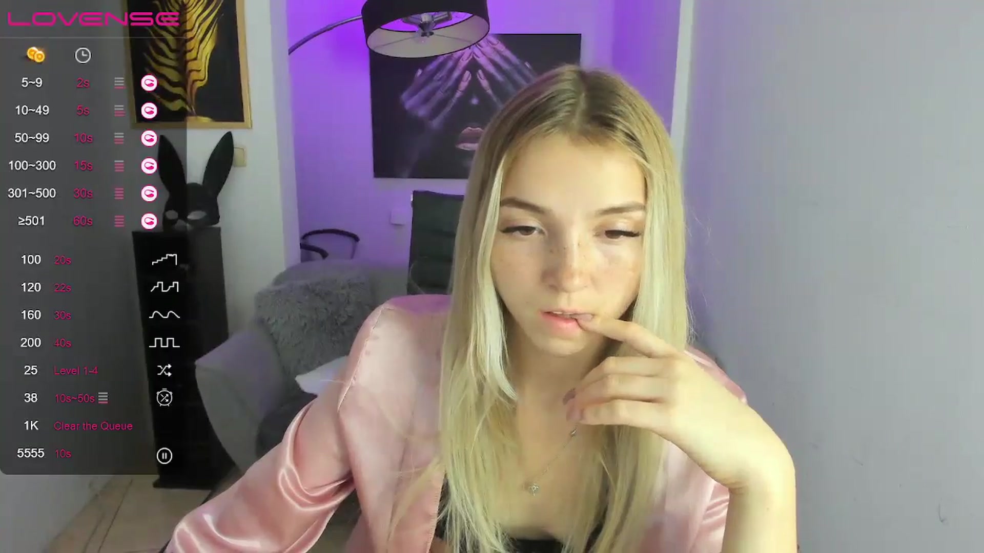 Gallery image thumbnail from Daisyy's myfreecams stream on, 09/04/2024, 20:06 image 9 of 20