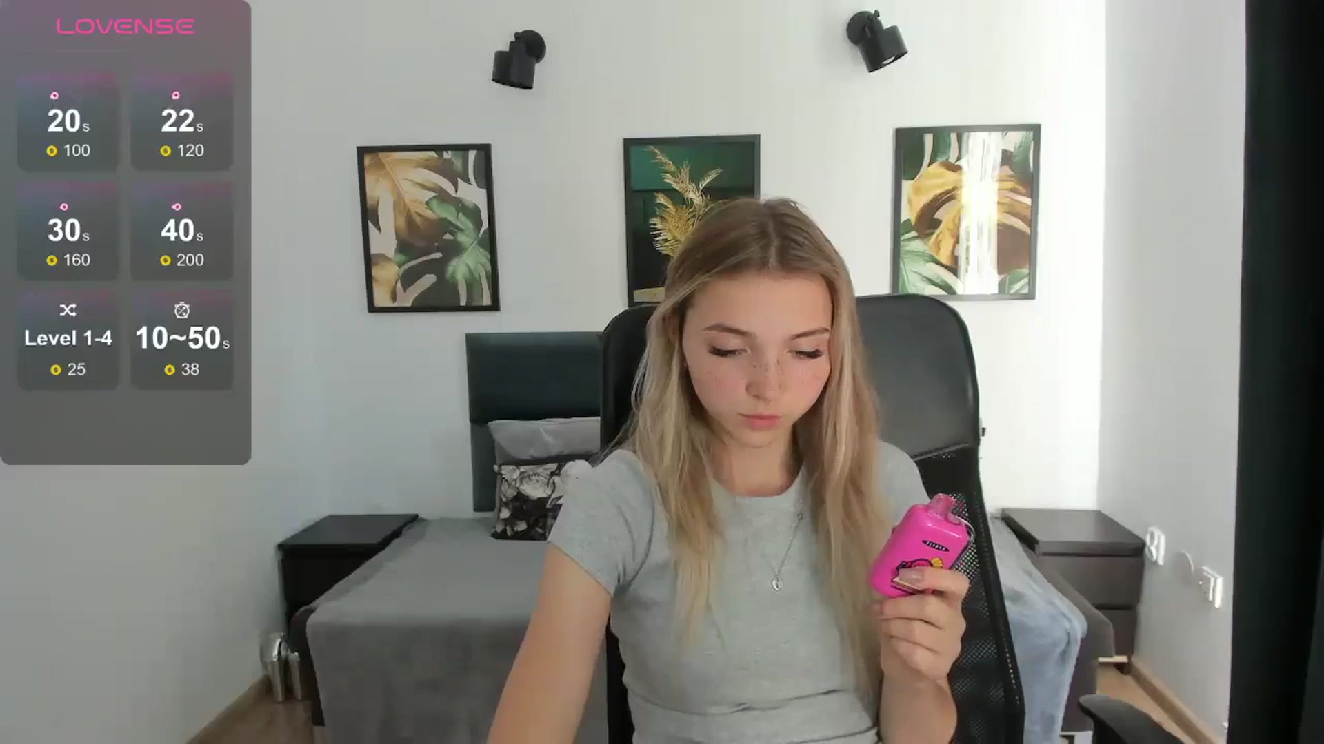 Gallery image thumbnail from Daisyy's myfreecams stream on, 09/06/2024, 14:41 image 16 of 20