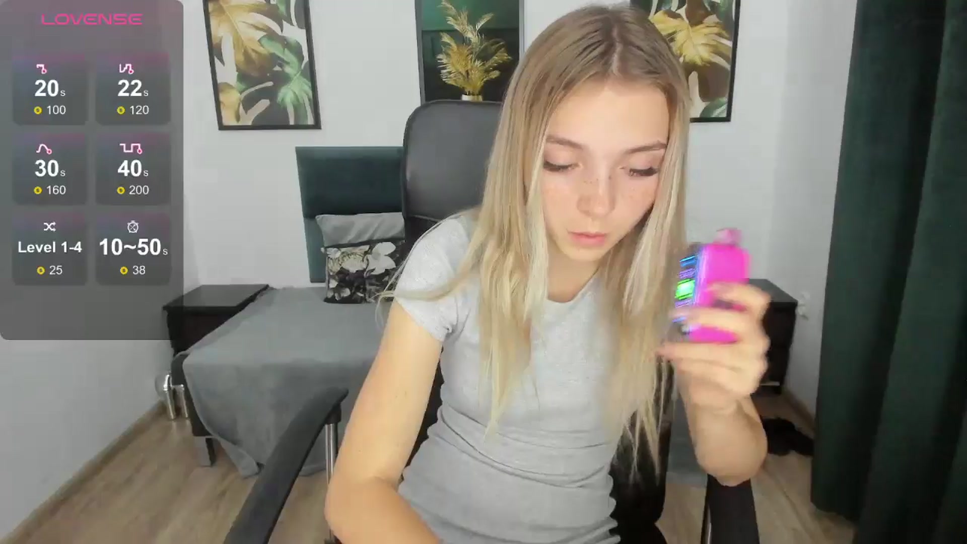 Gallery image thumbnail from Daisyy's myfreecams stream on, 09/06/2024, 18:21 image 13 of 20