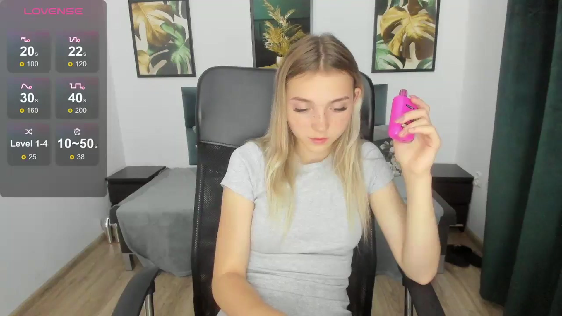 Gallery image thumbnail from Daisyy's myfreecams stream on, 09/06/2024, 19:12 image 7 of 20
