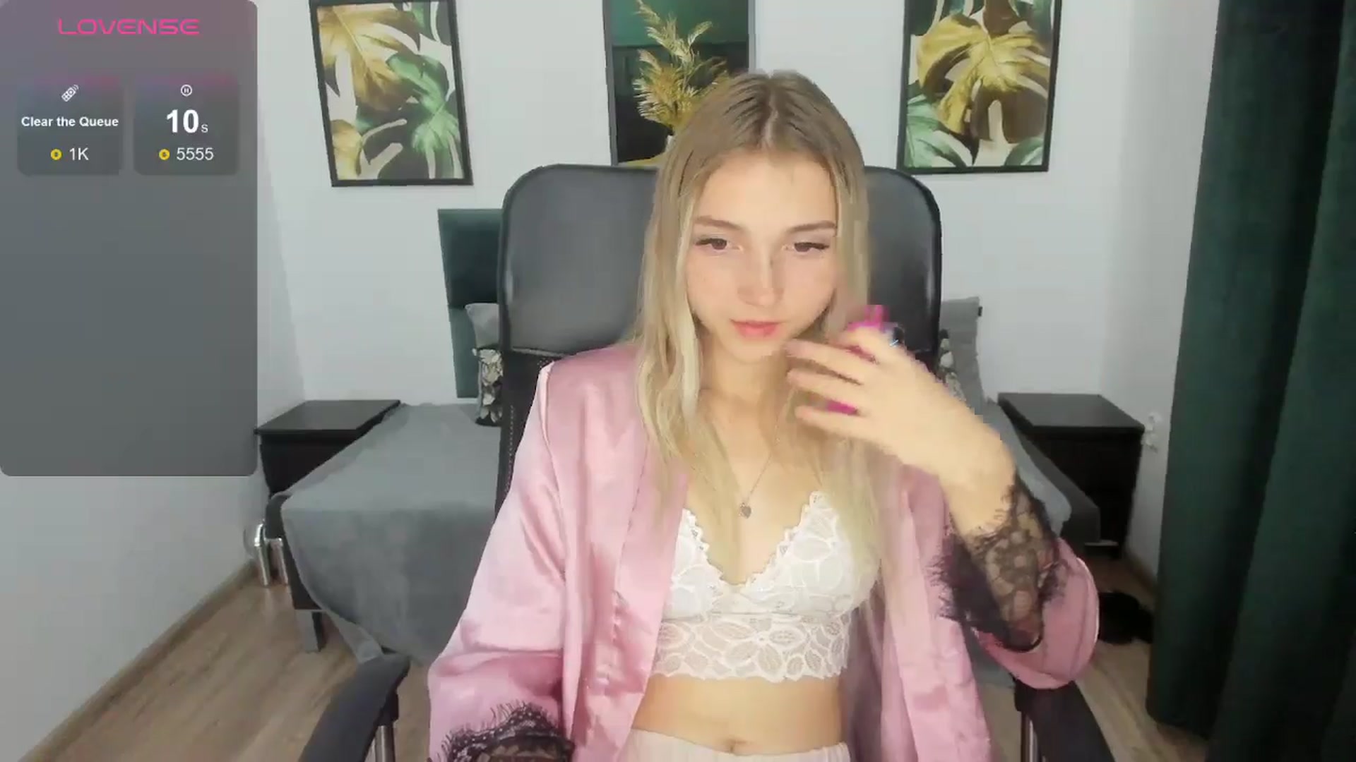 Gallery image thumbnail from Daisyy's myfreecams stream on, 09/06/2024, 20:43 image 2 of 20