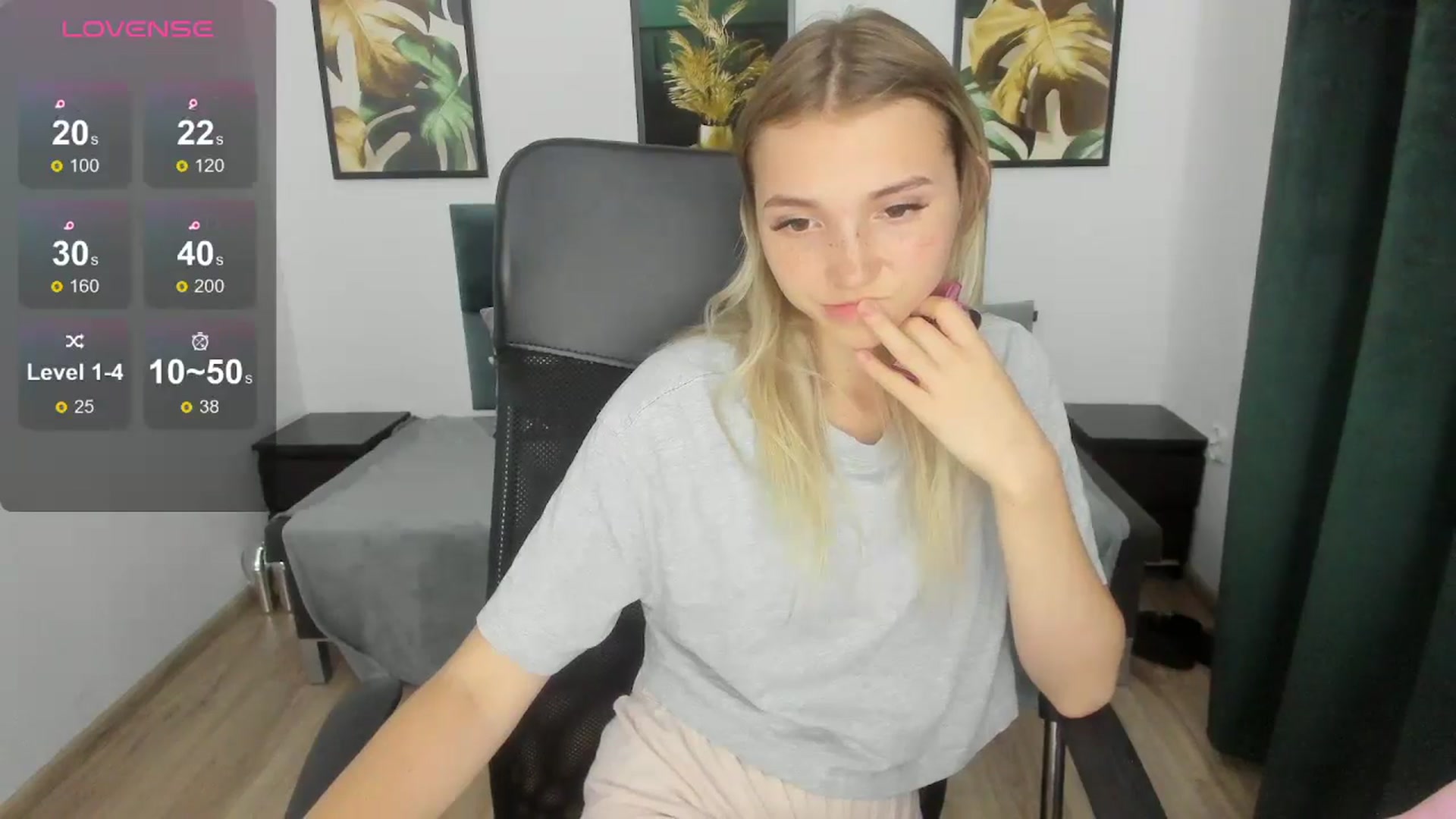 Gallery image thumbnail from Daisyy's myfreecams stream on, 09/06/2024, 21:17 image 20 of 20