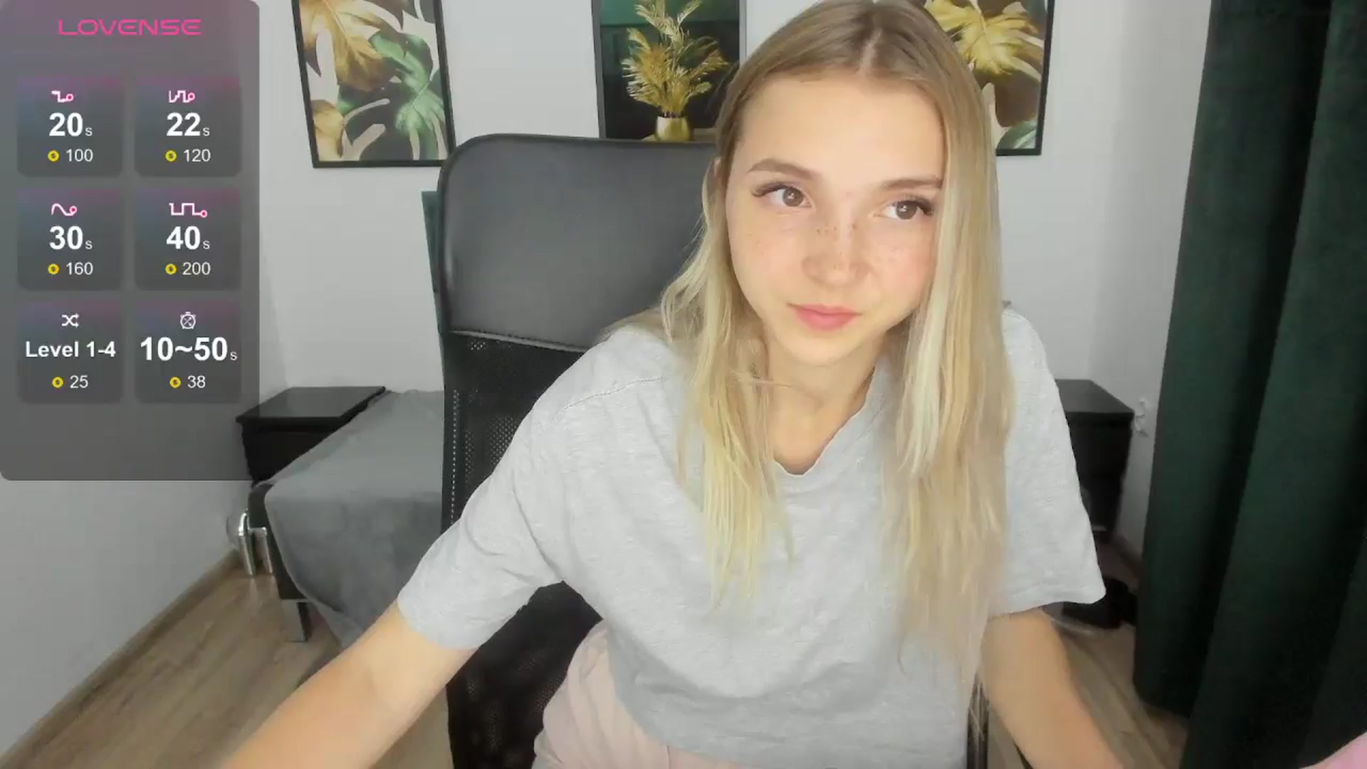 Gallery image thumbnail from Daisyy's myfreecams stream on, 09/06/2024, 21:17 image 19 of 20
