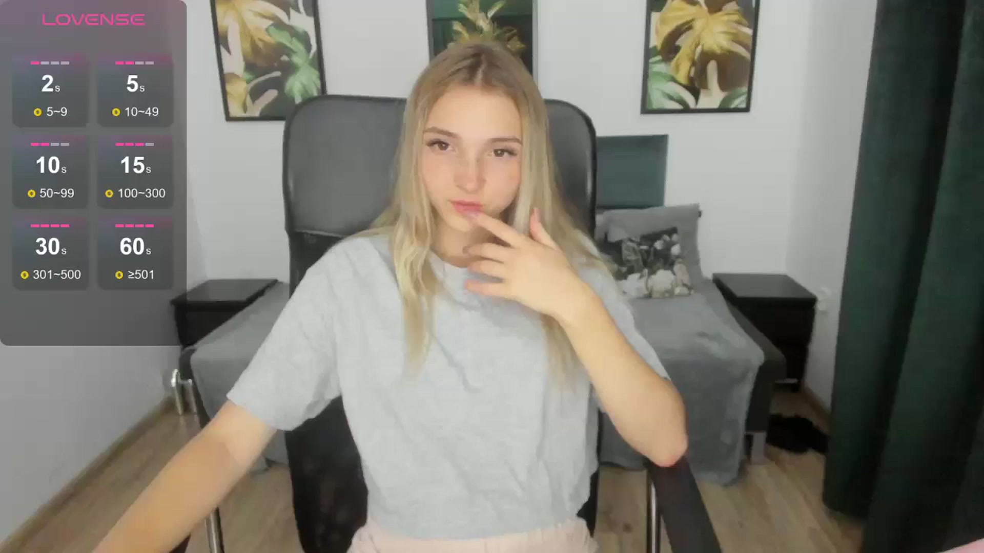 Gallery image thumbnail from Daisyy's myfreecams stream on, 09/06/2024, 21:17 image 2 of 20