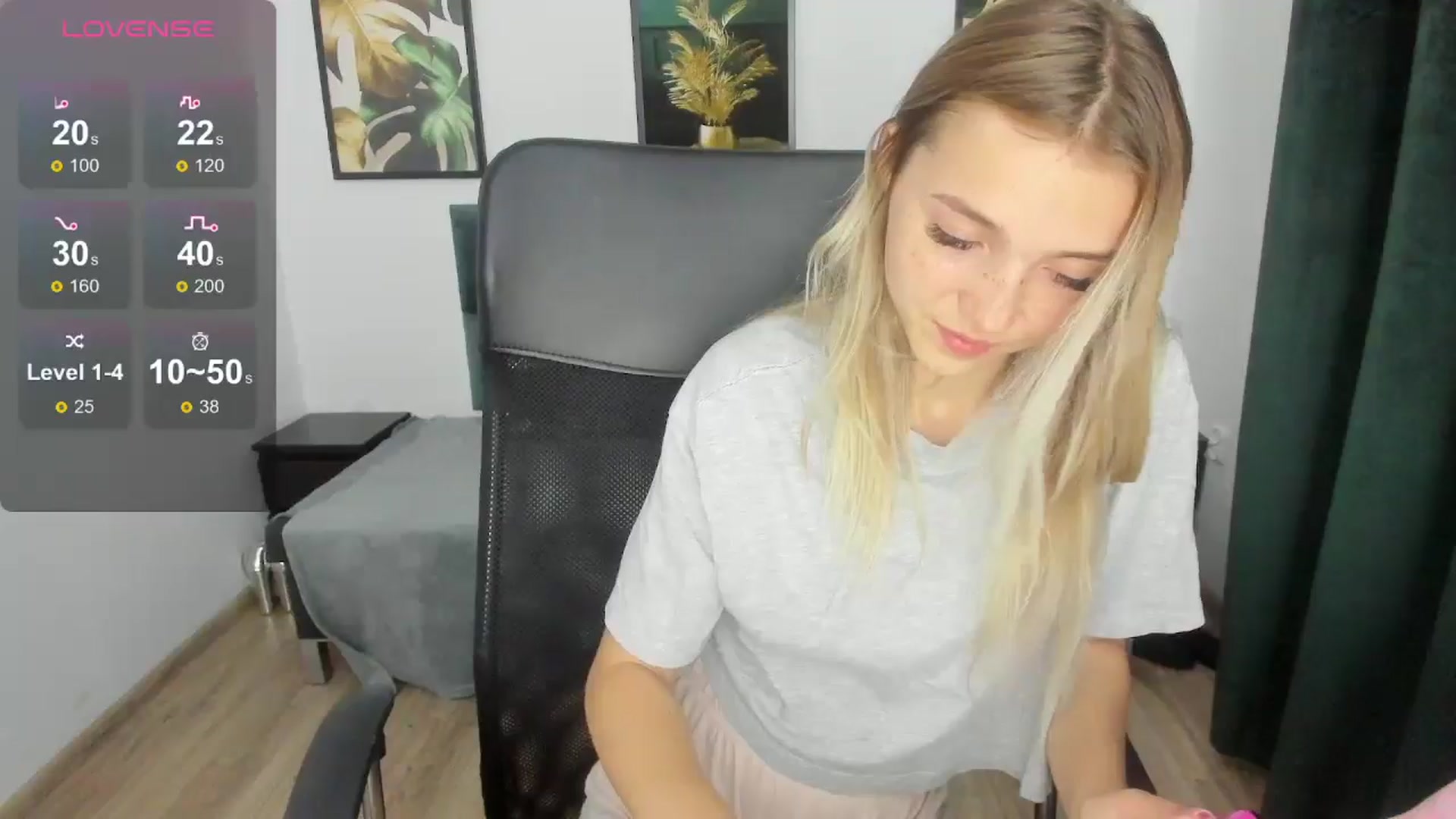 Gallery image thumbnail from Daisyy's myfreecams stream on, 09/06/2024, 21:17 image 17 of 20