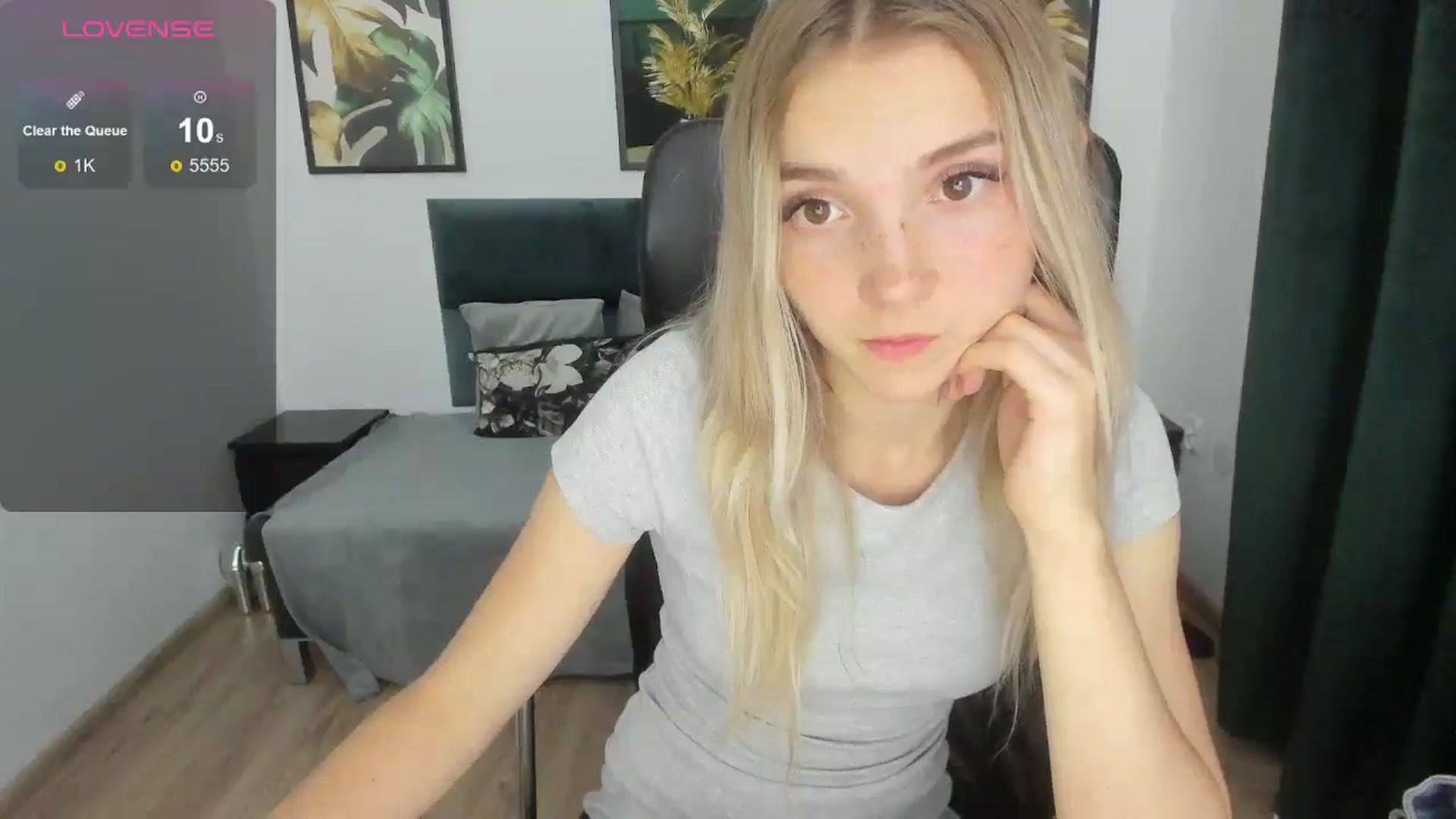 Gallery image thumbnail from Daisyy's myfreecams stream on, 09/06/2024, 22:39 image 11 of 20