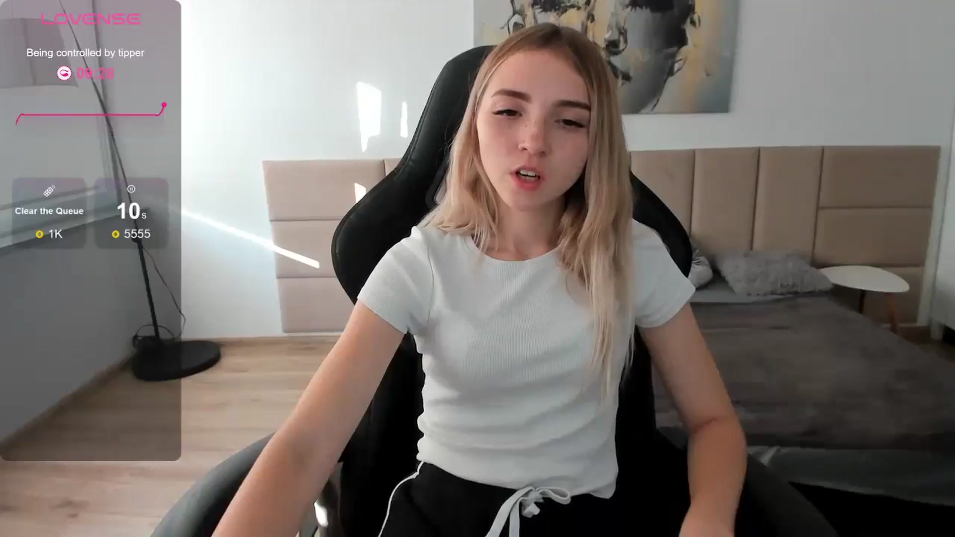 Gallery image thumbnail from Daisyy's myfreecams stream on, 09/07/2024, 15:35 image 9 of 20