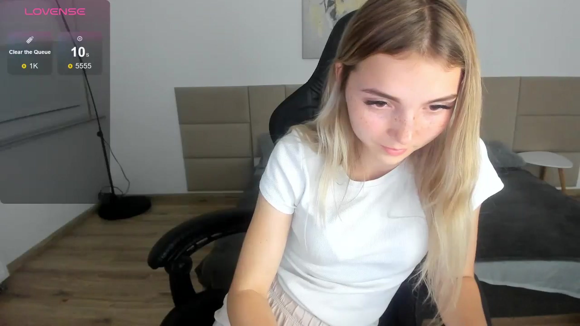Gallery image thumbnail from Daisyy's myfreecams stream on, 09/07/2024, 19:03 image 20 of 20