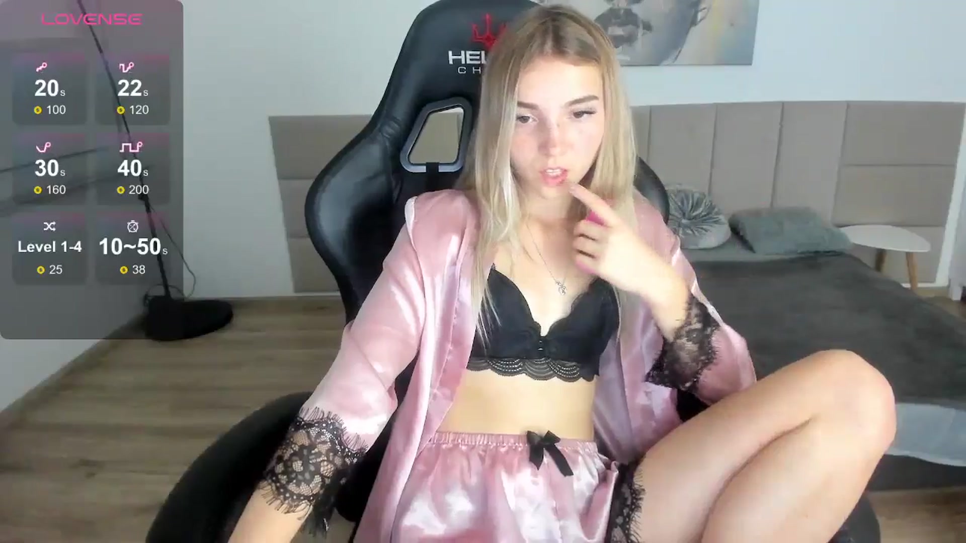 Gallery image thumbnail from Daisyy's myfreecams stream on, 09/07/2024, 19:48 image 11 of 20
