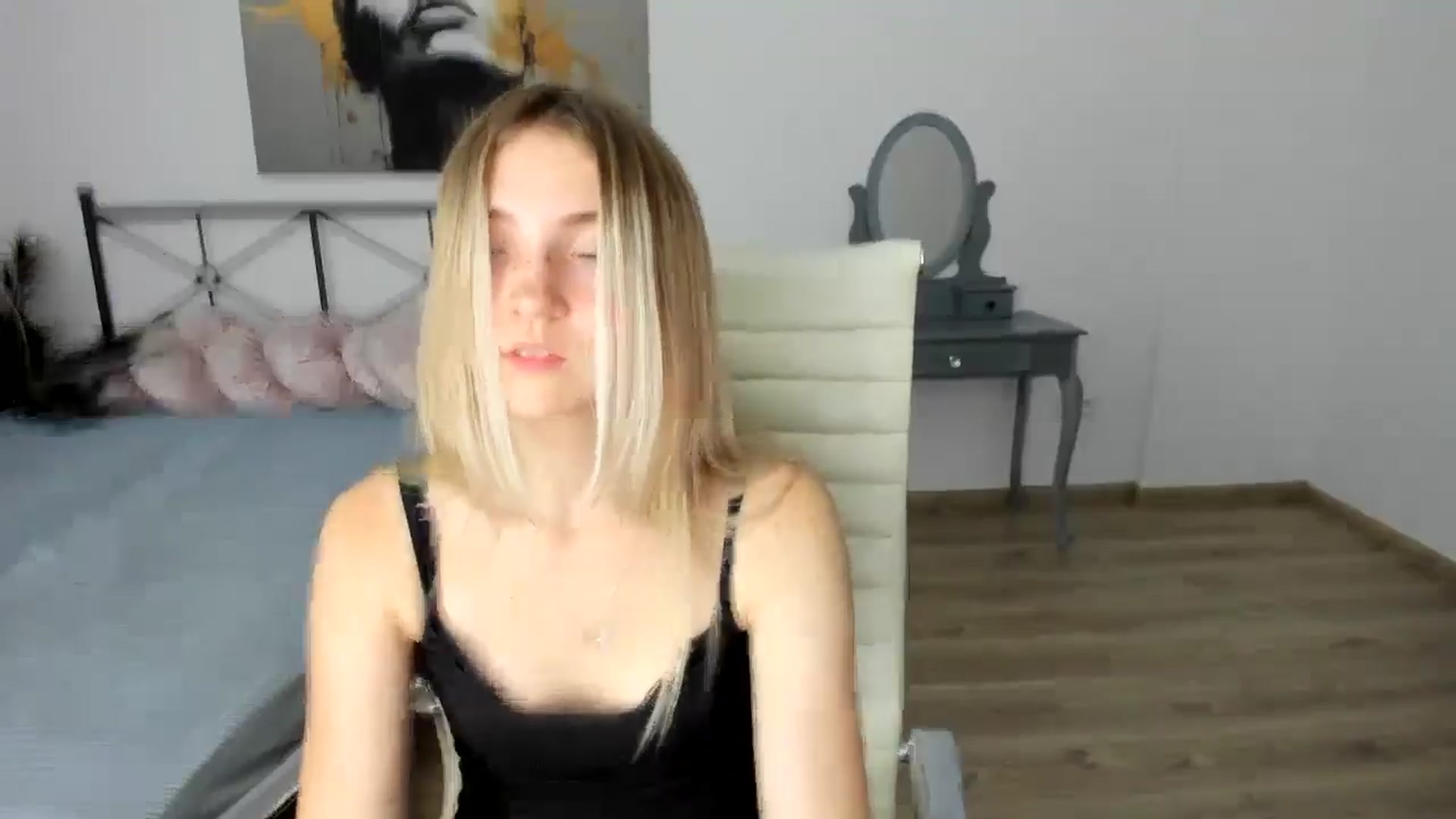 Gallery image thumbnail from Daisyy's myfreecams stream on, 09/09/2024, 20:03 image 13 of 20