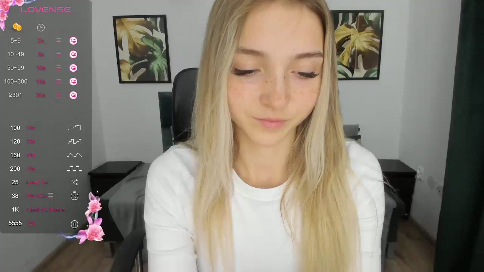 Gallery image thumbnail from Daisyy's myfreecams stream on, 09/12/2024, 18:04 image 9 of 20
