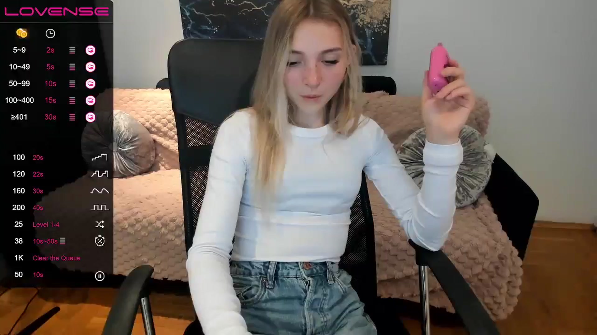 Gallery image thumbnail from Daisyy's myfreecams stream on, 09/12/2024, 21:36 image 1 of 20