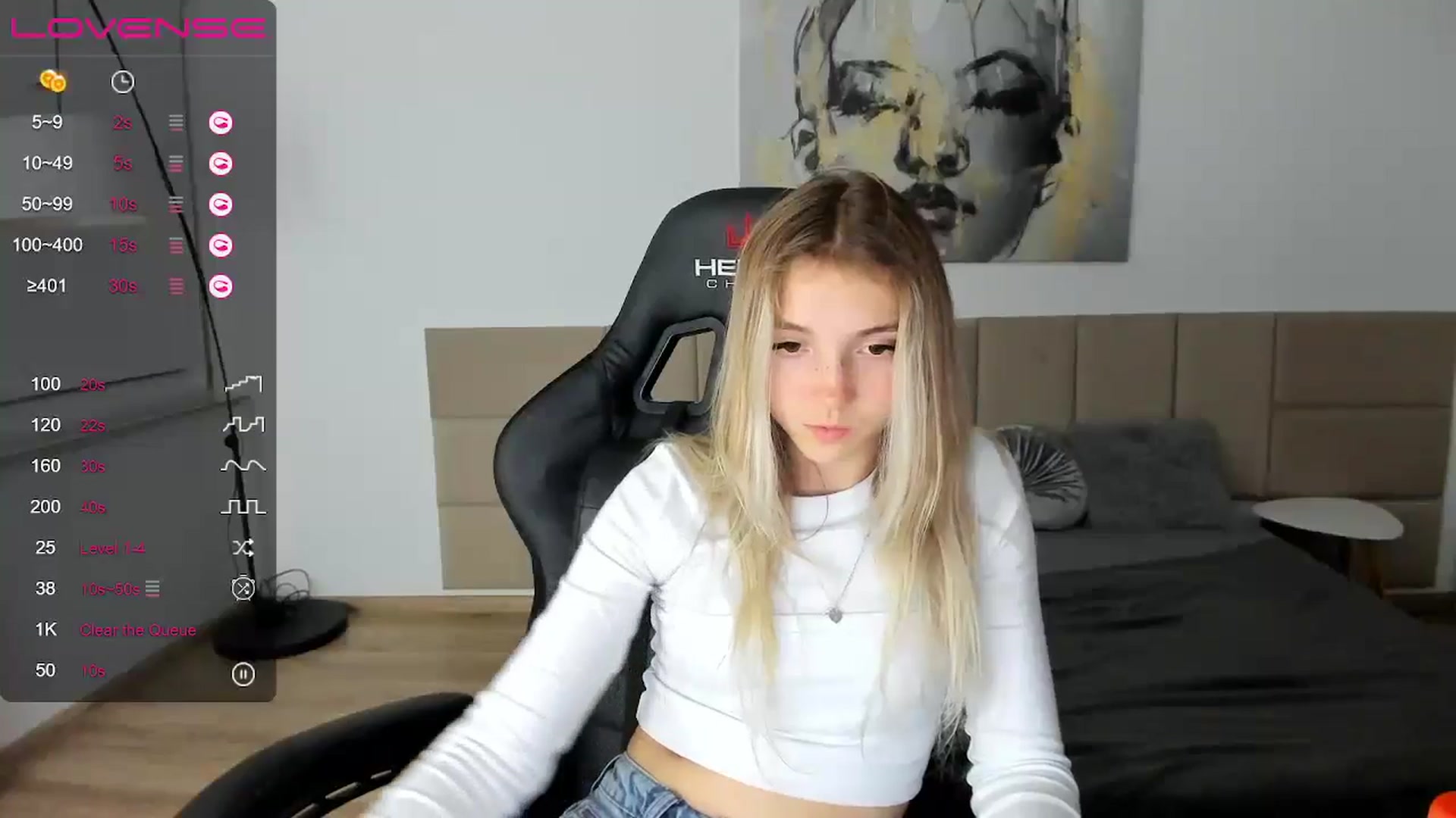 Gallery image thumbnail from Daisyy's myfreecams stream on, 09/13/2024, 18:14 image 9 of 20