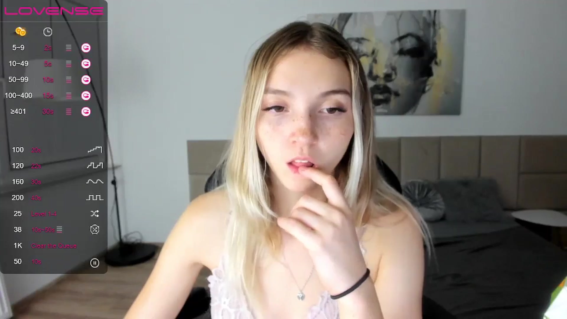 Gallery image thumbnail from Daisyy's myfreecams stream on, 09/13/2024, 23:07 image 19 of 20