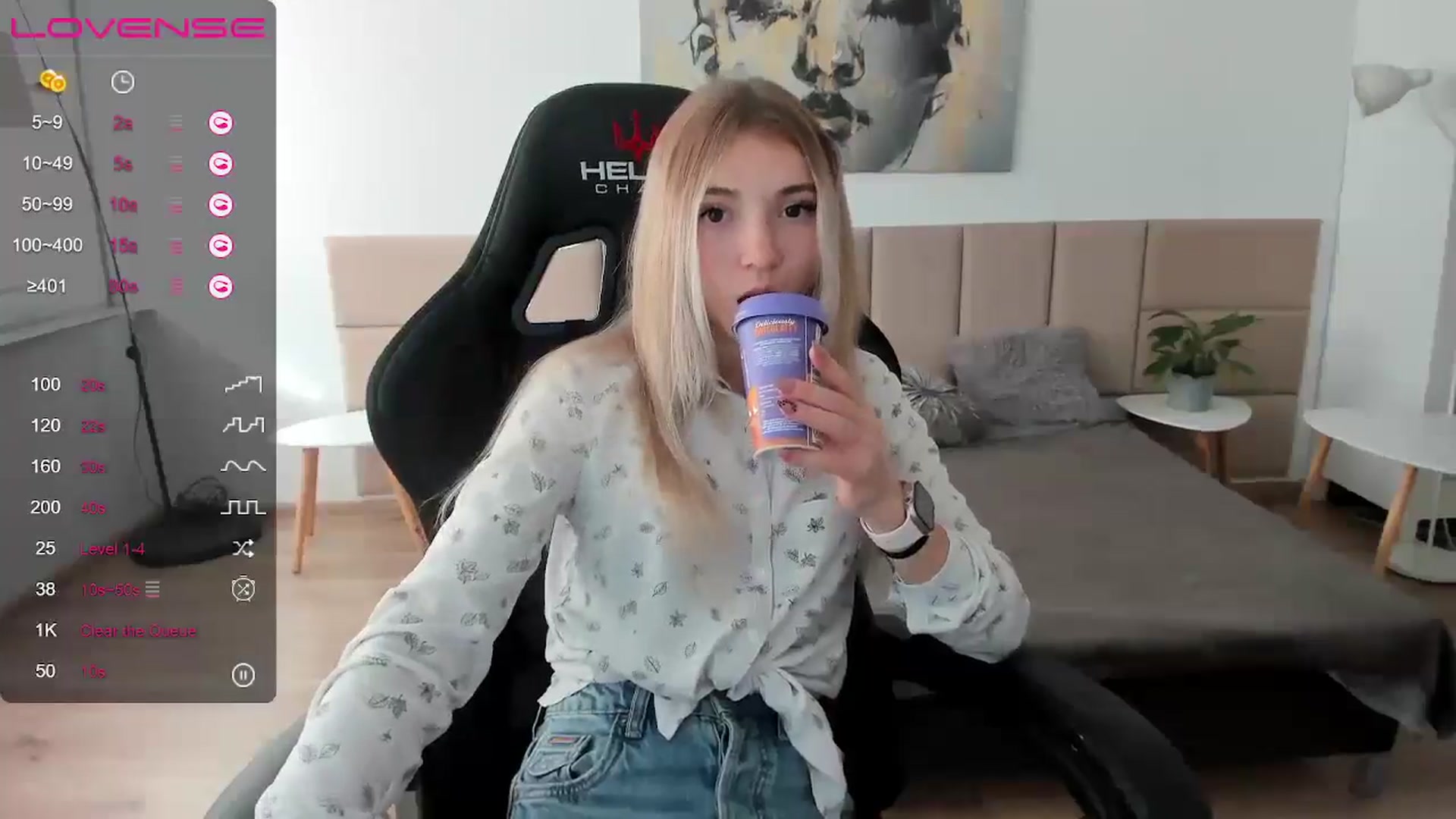 Gallery image thumbnail from Daisyy's myfreecams stream on, 09/17/2024, 14:33 image 17 of 20