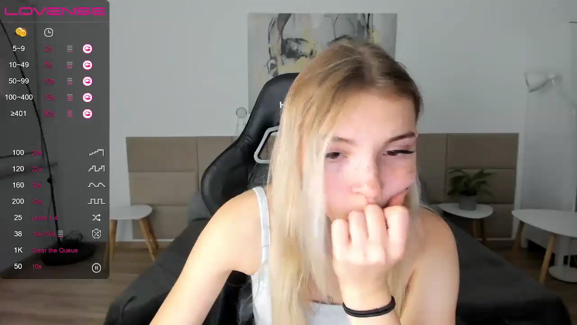 Gallery image thumbnail from Daisyy's myfreecams stream on, 09/17/2024, 18:32 image 9 of 20