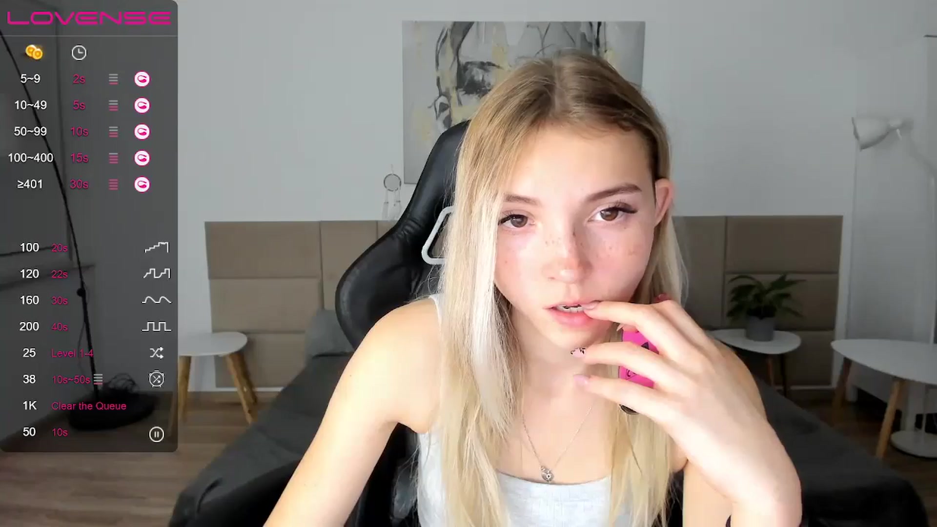 Gallery image thumbnail from Daisyy's myfreecams stream on, 09/17/2024, 18:32 image 7 of 20
