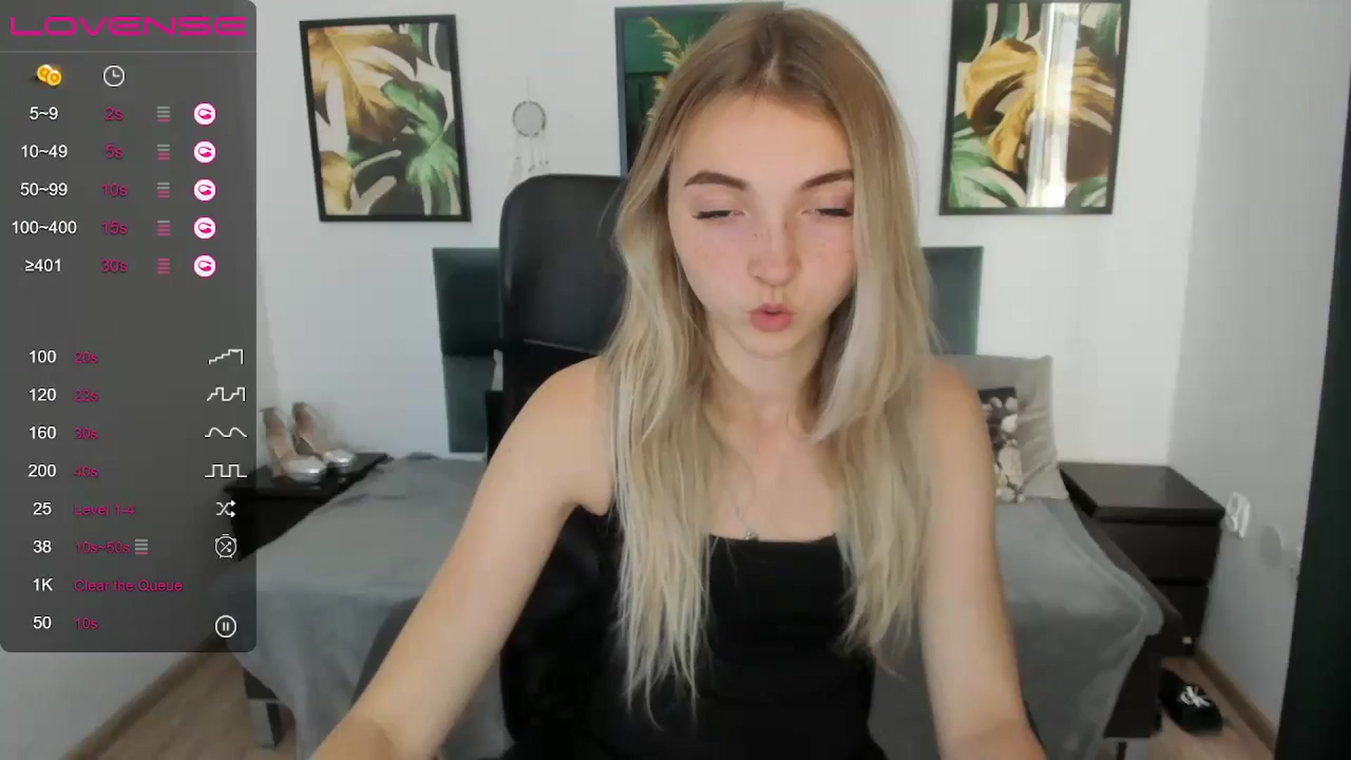 Gallery image thumbnail from Daisyy's myfreecams stream on, 09/20/2024, 15:49 image 15 of 20