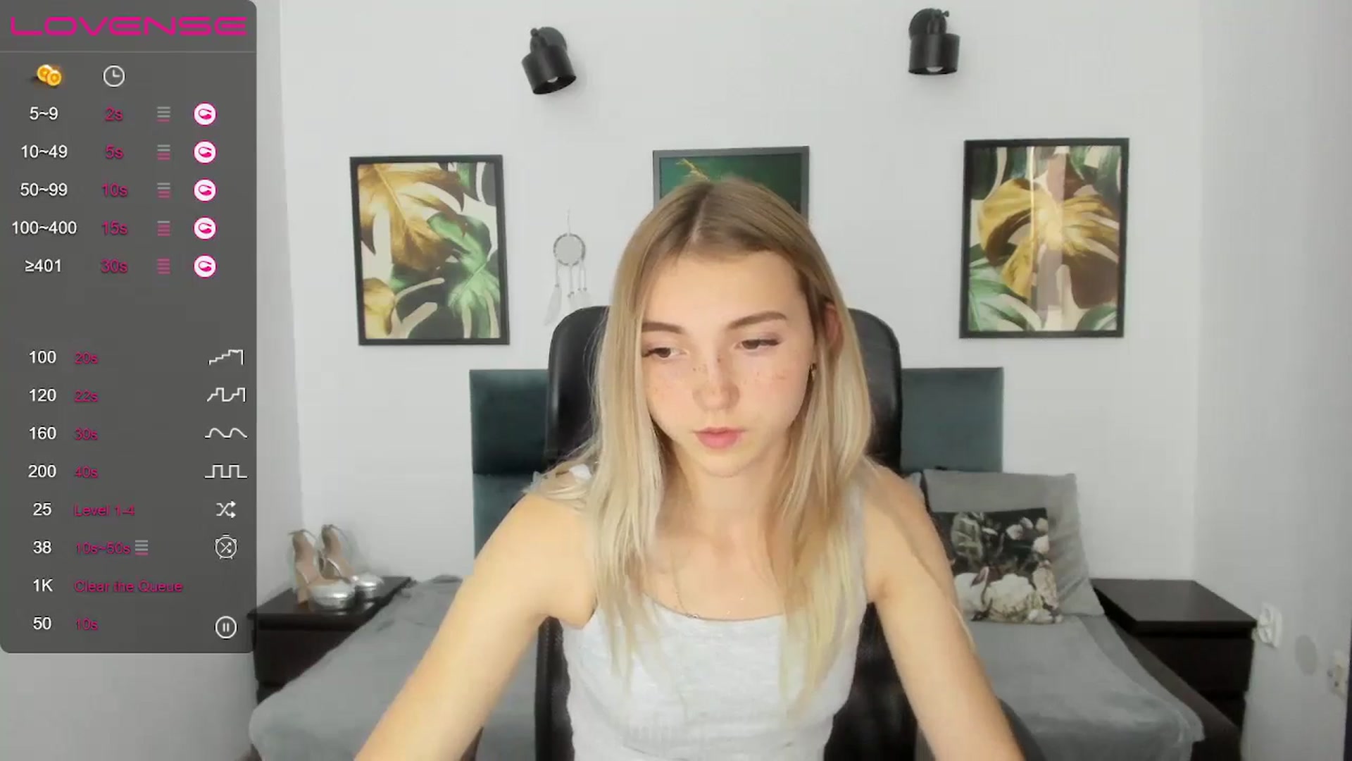 Gallery image thumbnail from Daisyy's myfreecams stream on, 09/20/2024, 16:48 image 13 of 20