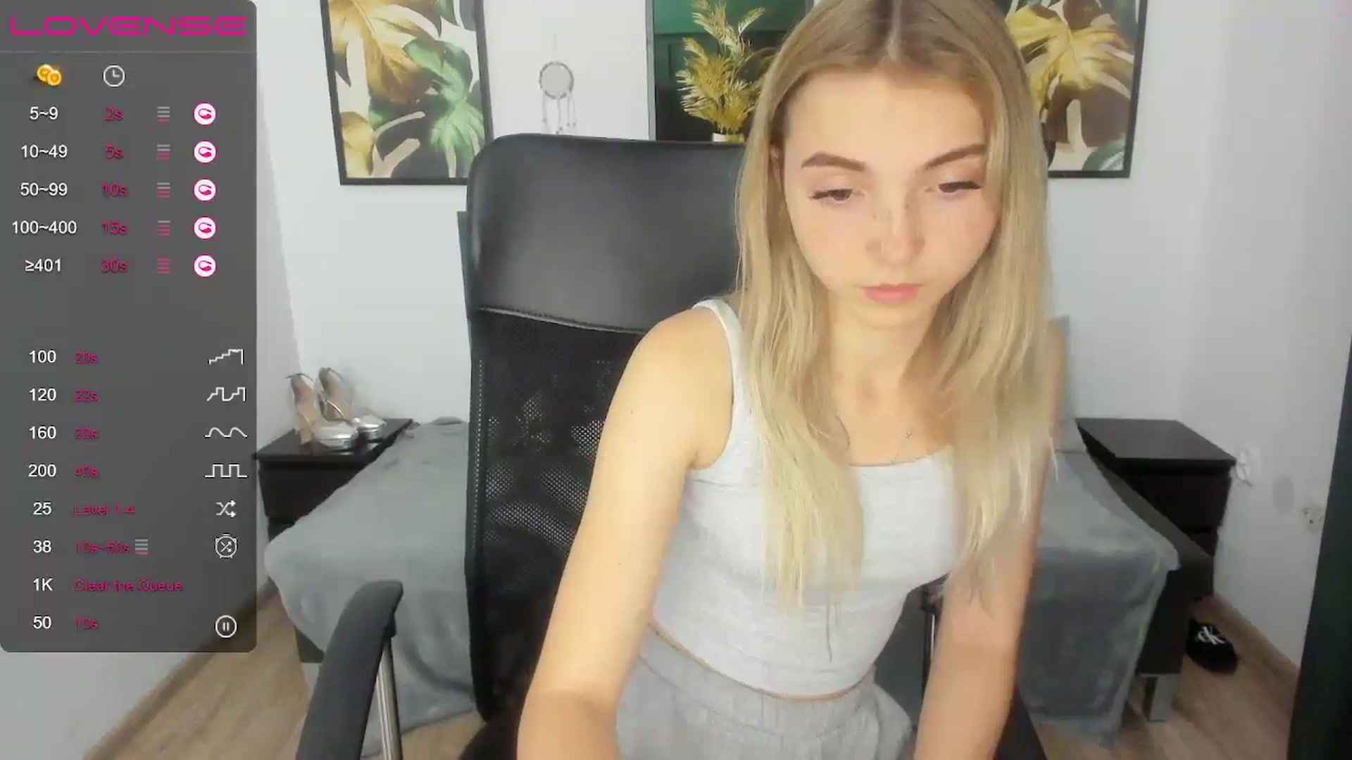 Gallery image thumbnail from Daisyy's myfreecams stream on, 09/20/2024, 20:21 image 17 of 20