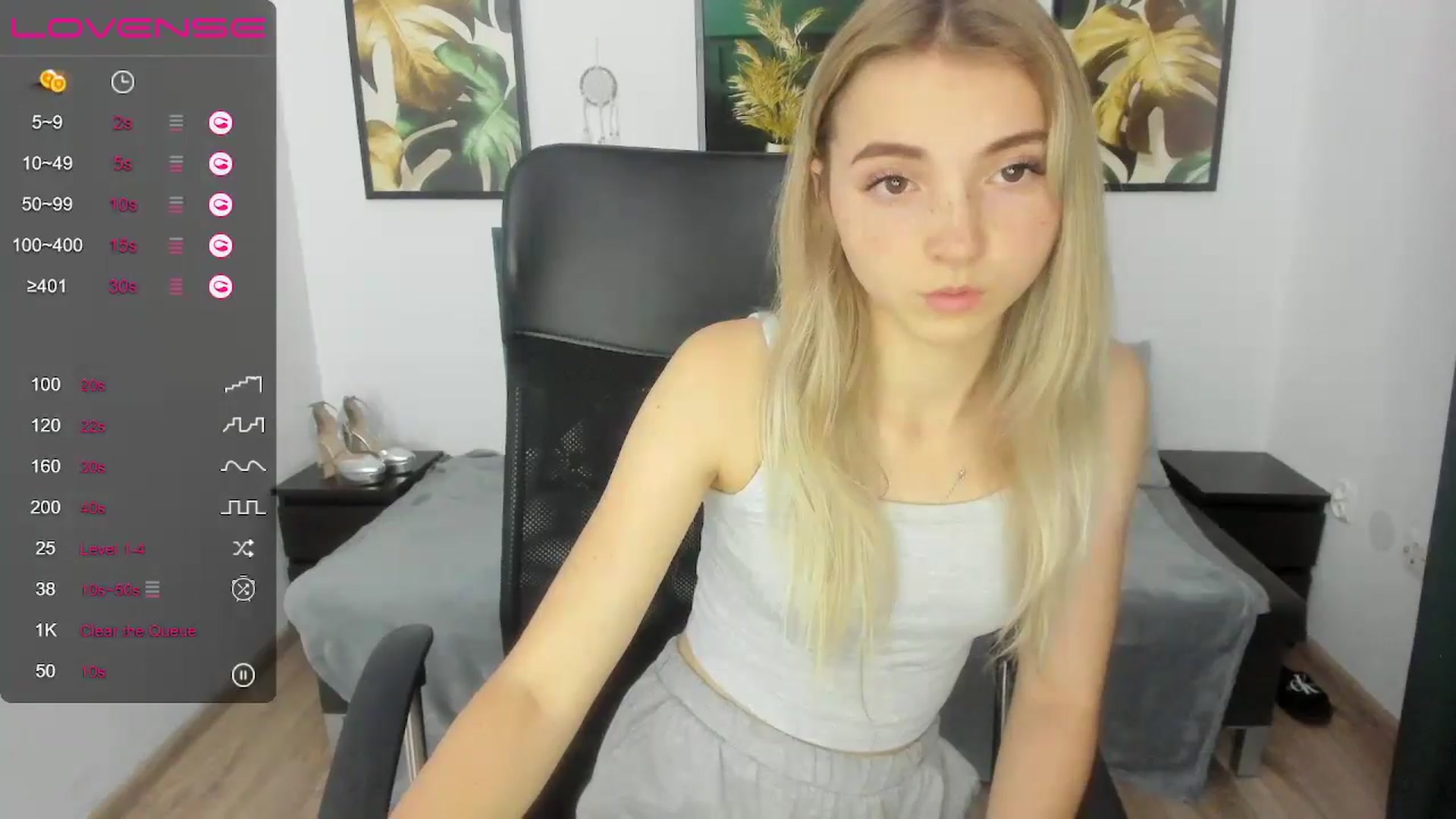 Gallery image thumbnail from Daisyy's myfreecams stream on, 09/20/2024, 20:21 image 18 of 20