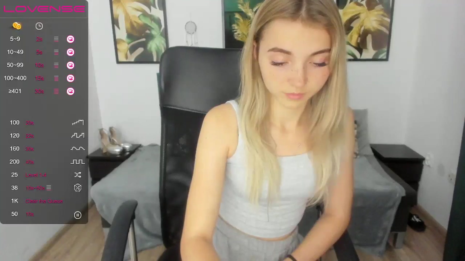 Gallery image thumbnail from Daisyy's myfreecams stream on, 09/20/2024, 20:21 image 13 of 20