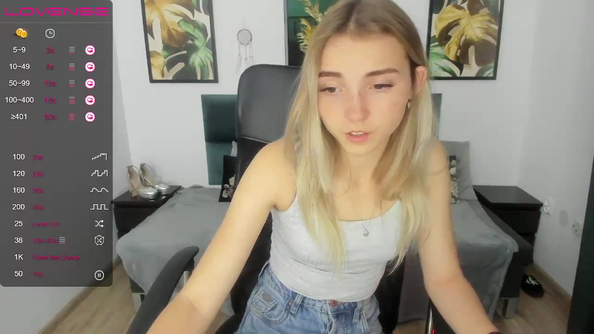 Gallery image thumbnail from Daisyy's myfreecams stream on, 09/20/2024, 21:32 image 3 of 20