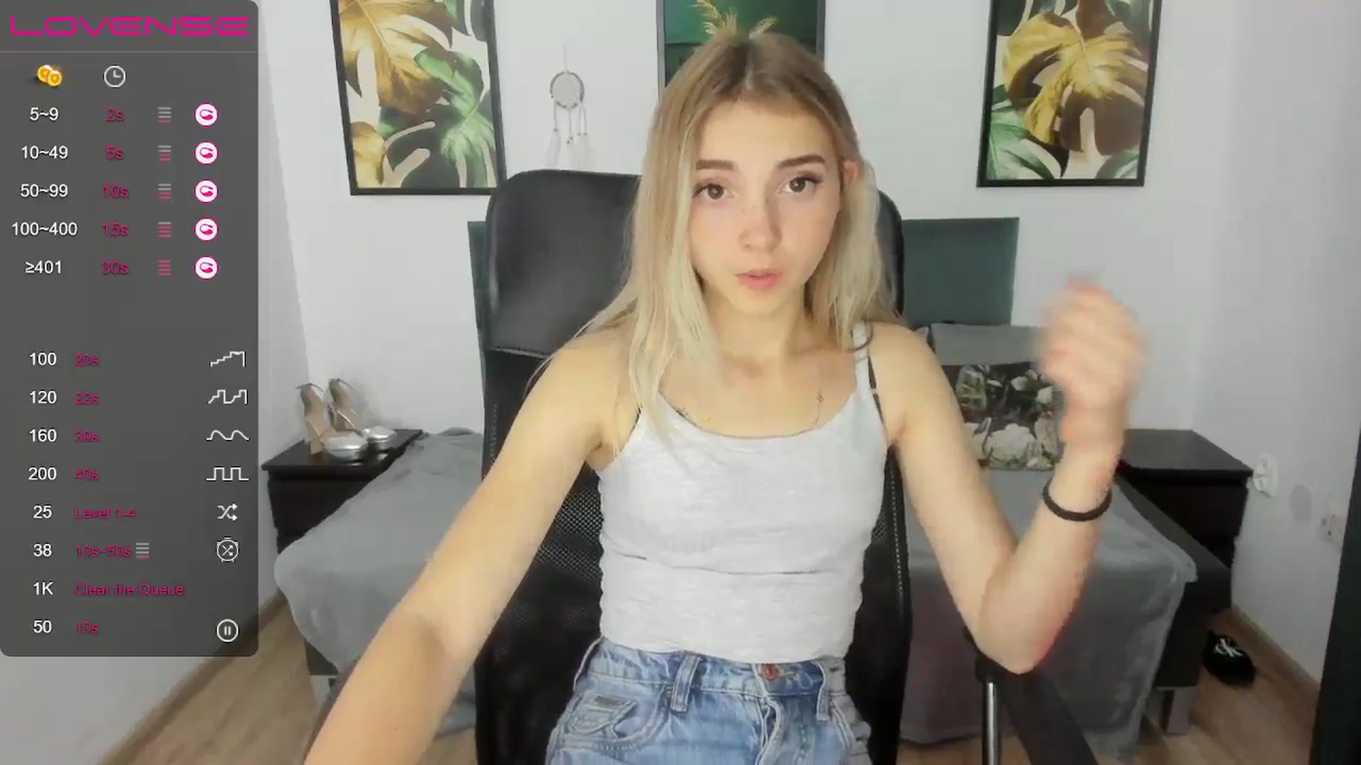Gallery image thumbnail from Daisyy's myfreecams stream on, 09/20/2024, 21:32 image 6 of 20