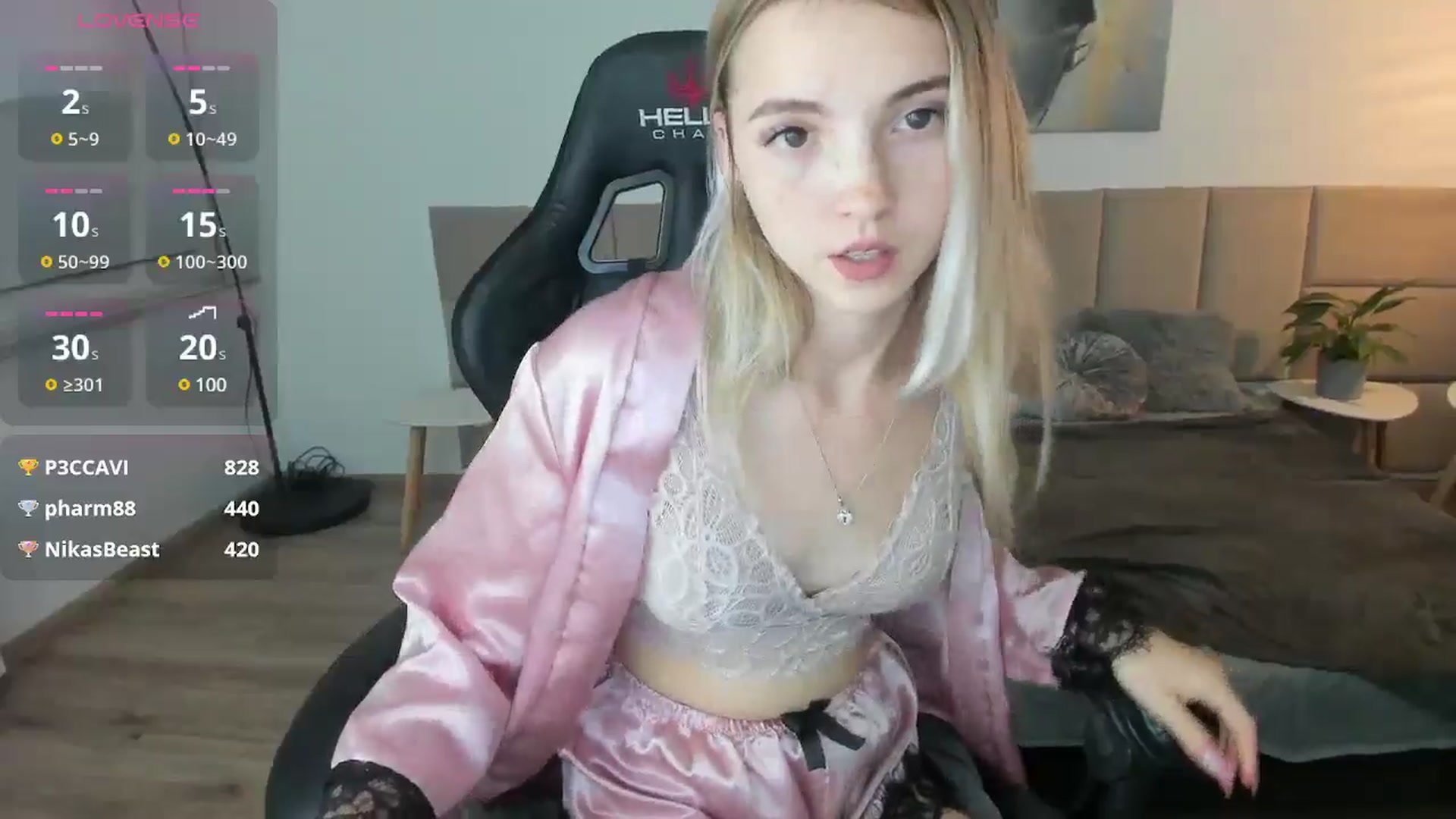 Gallery image thumbnail from Daisyy's myfreecams stream on, 09/21/2024, 20:26 image 14 of 20