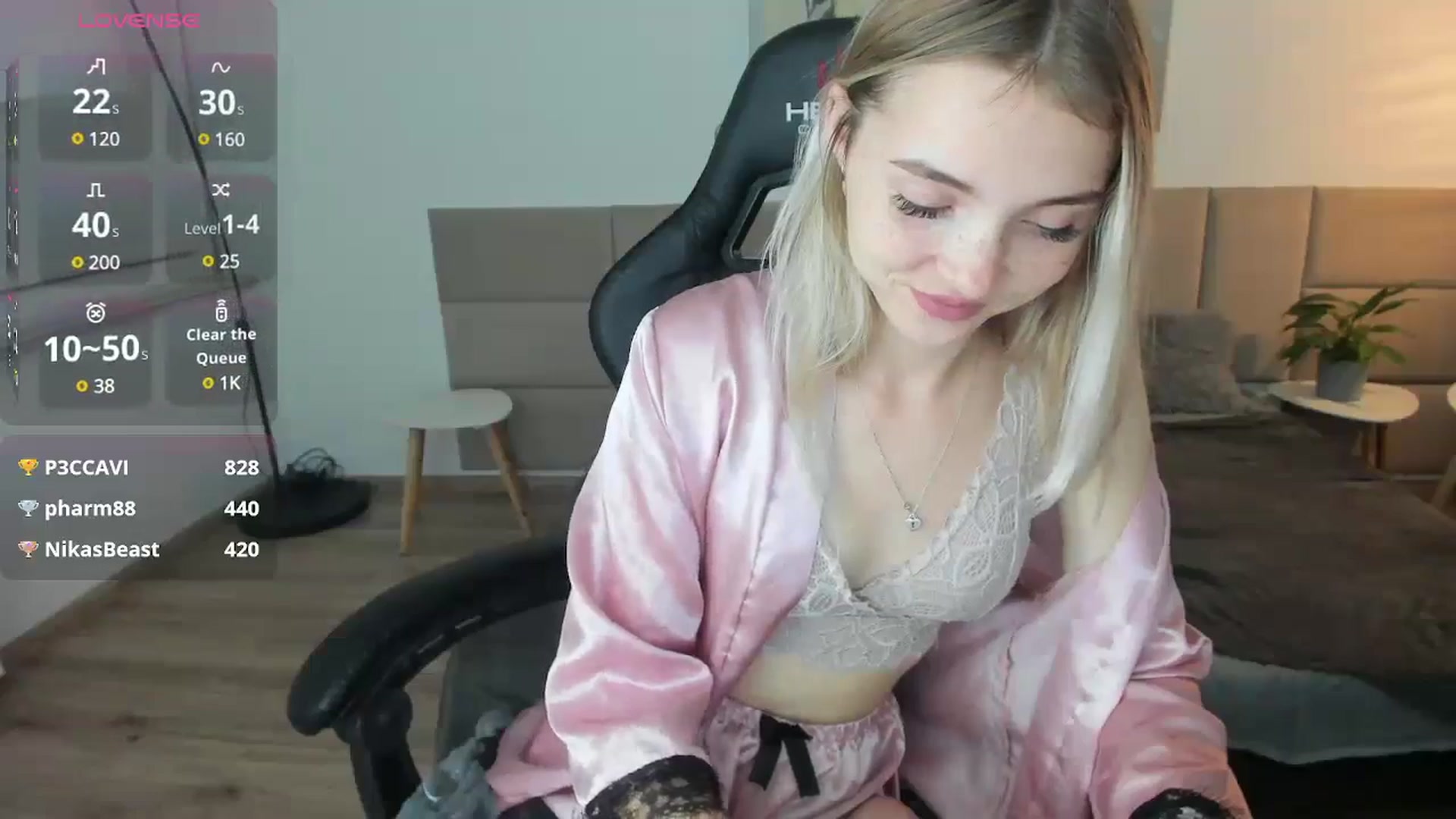 Gallery image thumbnail from Daisyy's myfreecams stream on, 09/21/2024, 20:26 image 11 of 20