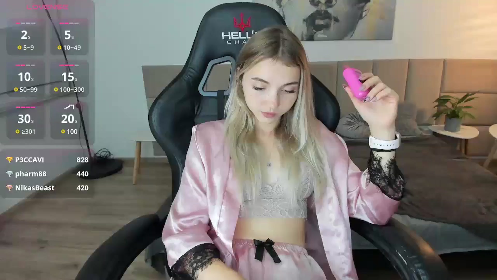 Gallery image thumbnail from Daisyy's myfreecams stream on, 09/21/2024, 20:26 image 4 of 20