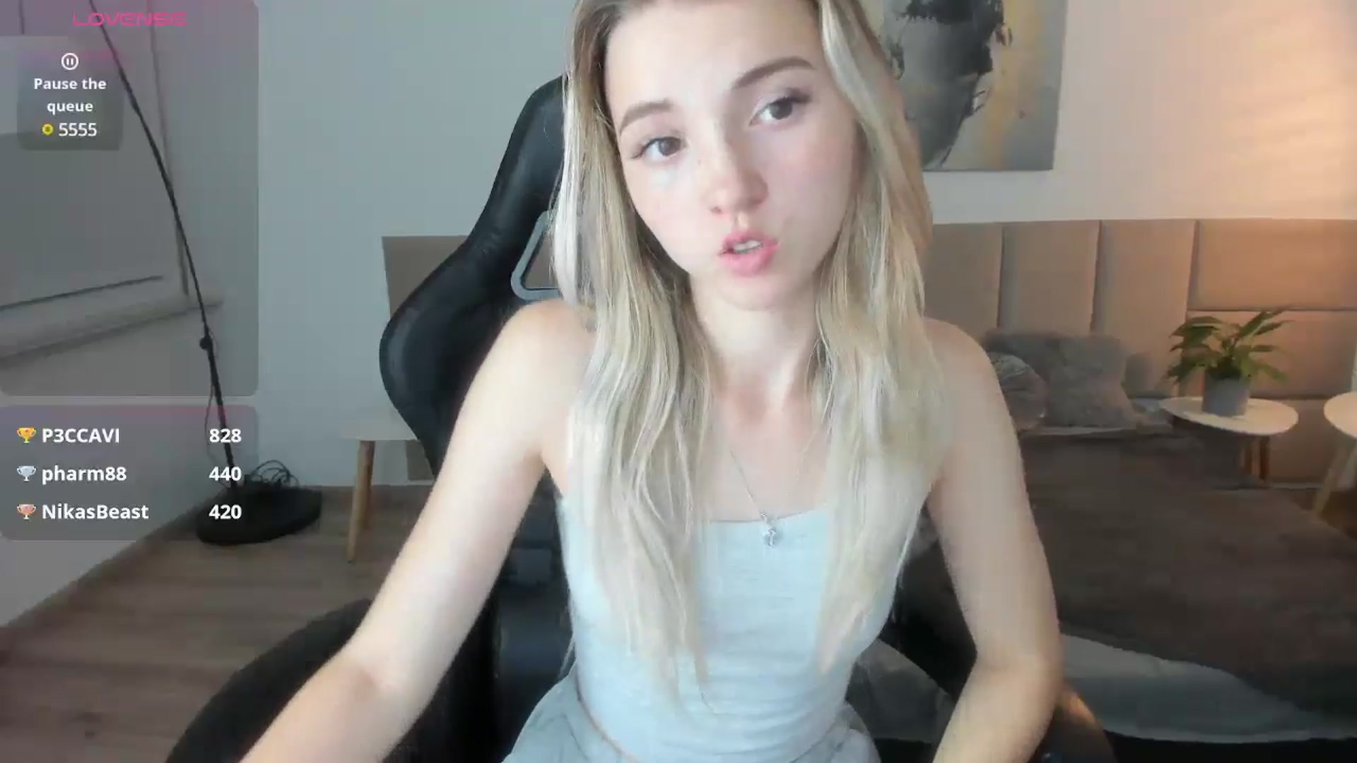 Gallery image thumbnail from Daisyy's myfreecams stream on, 09/21/2024, 21:19 image 3 of 20