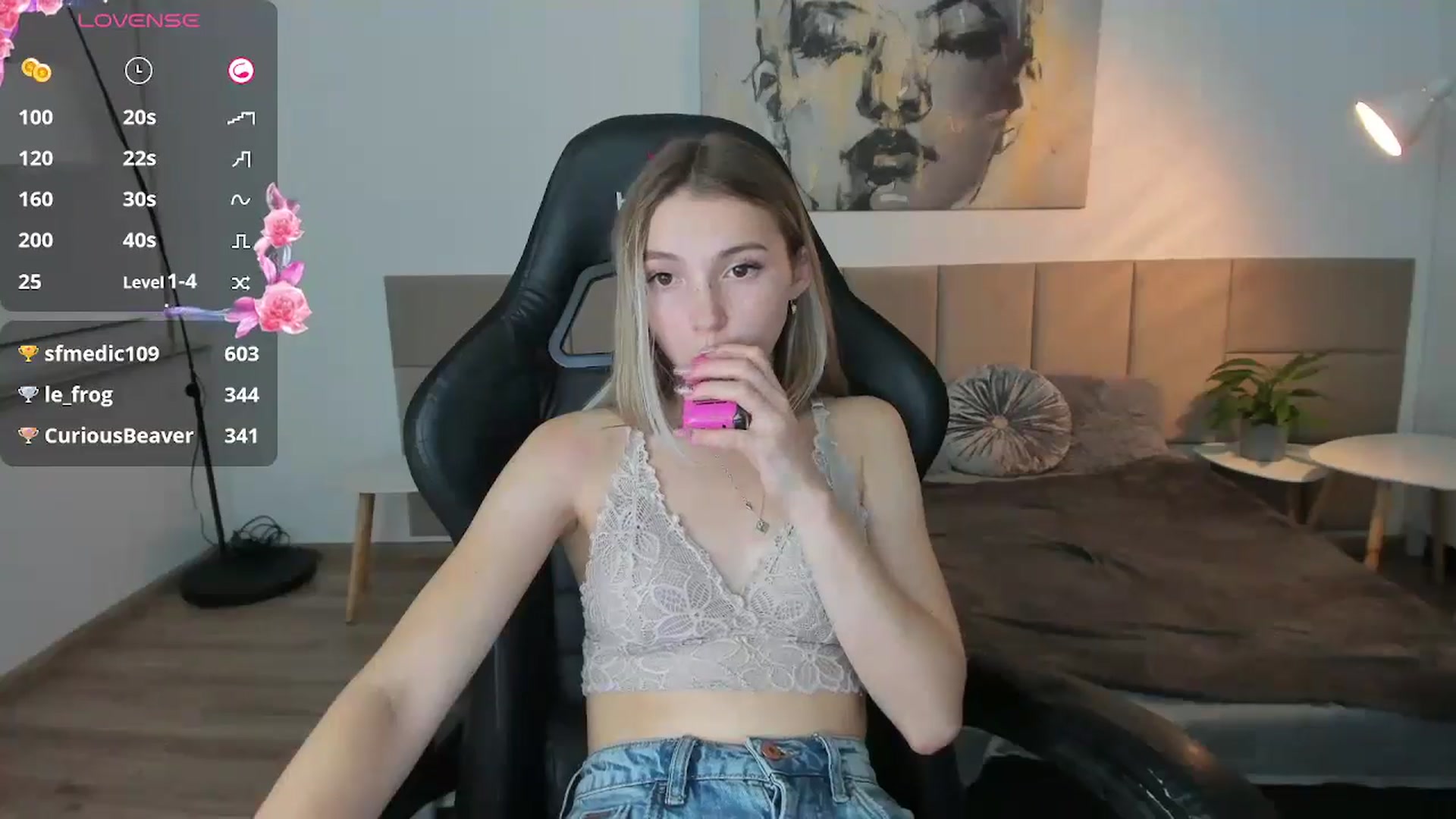 Gallery image thumbnail from Daisyy's myfreecams stream on, 09/22/2024, 19:09 image 19 of 20